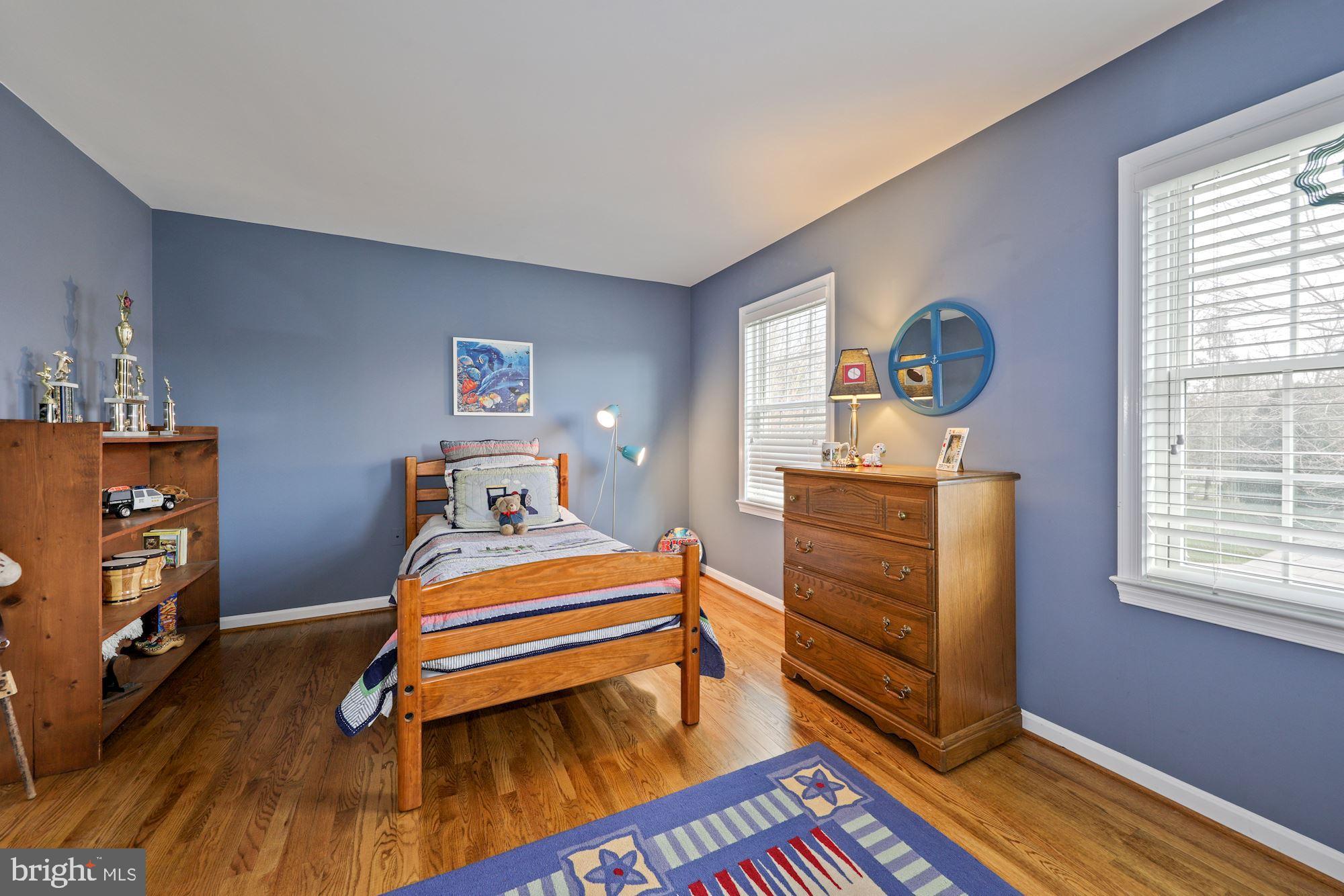 RIVER FALLS - Residential