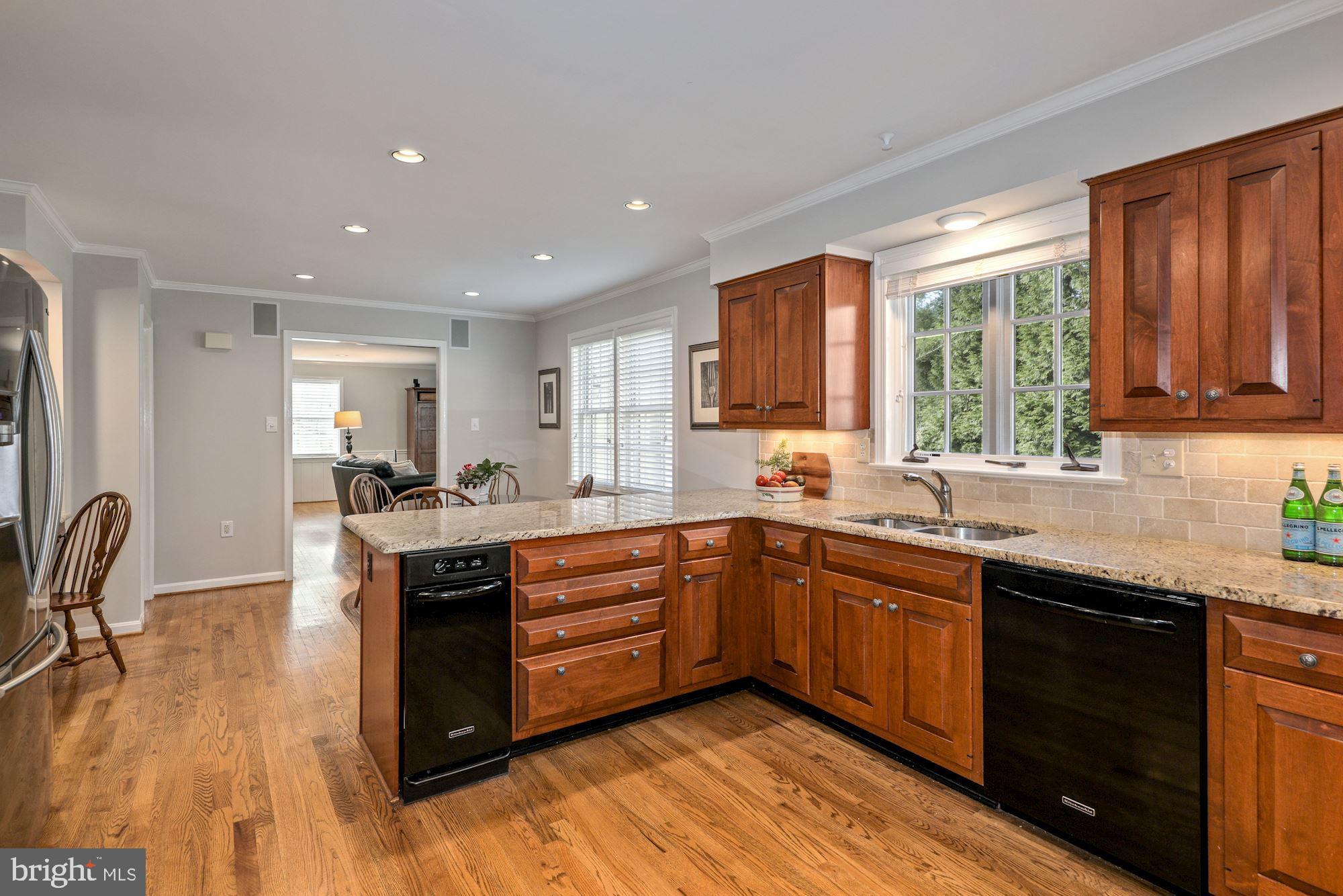 RIVER FALLS - Residential