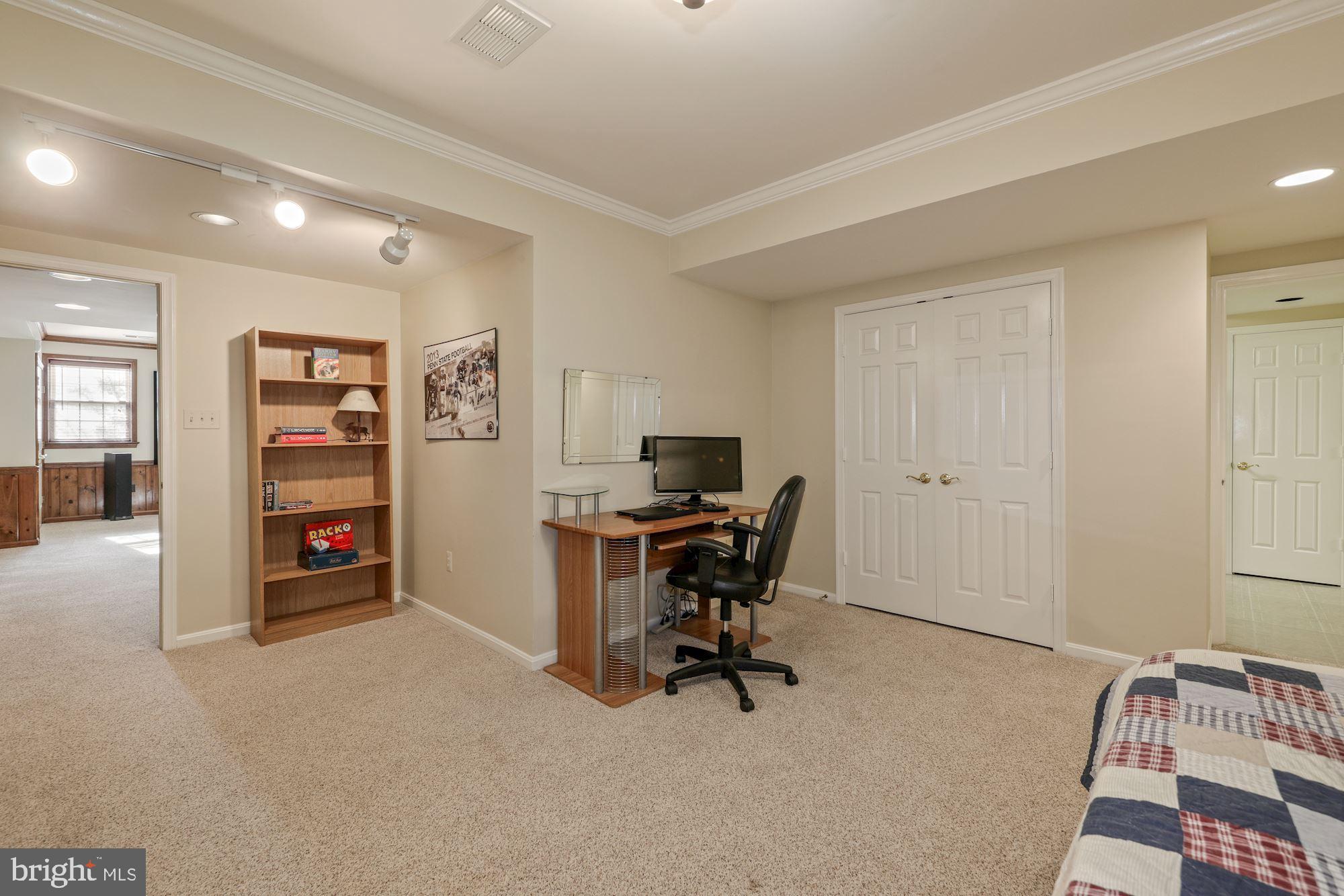 RIVER FALLS - Residential