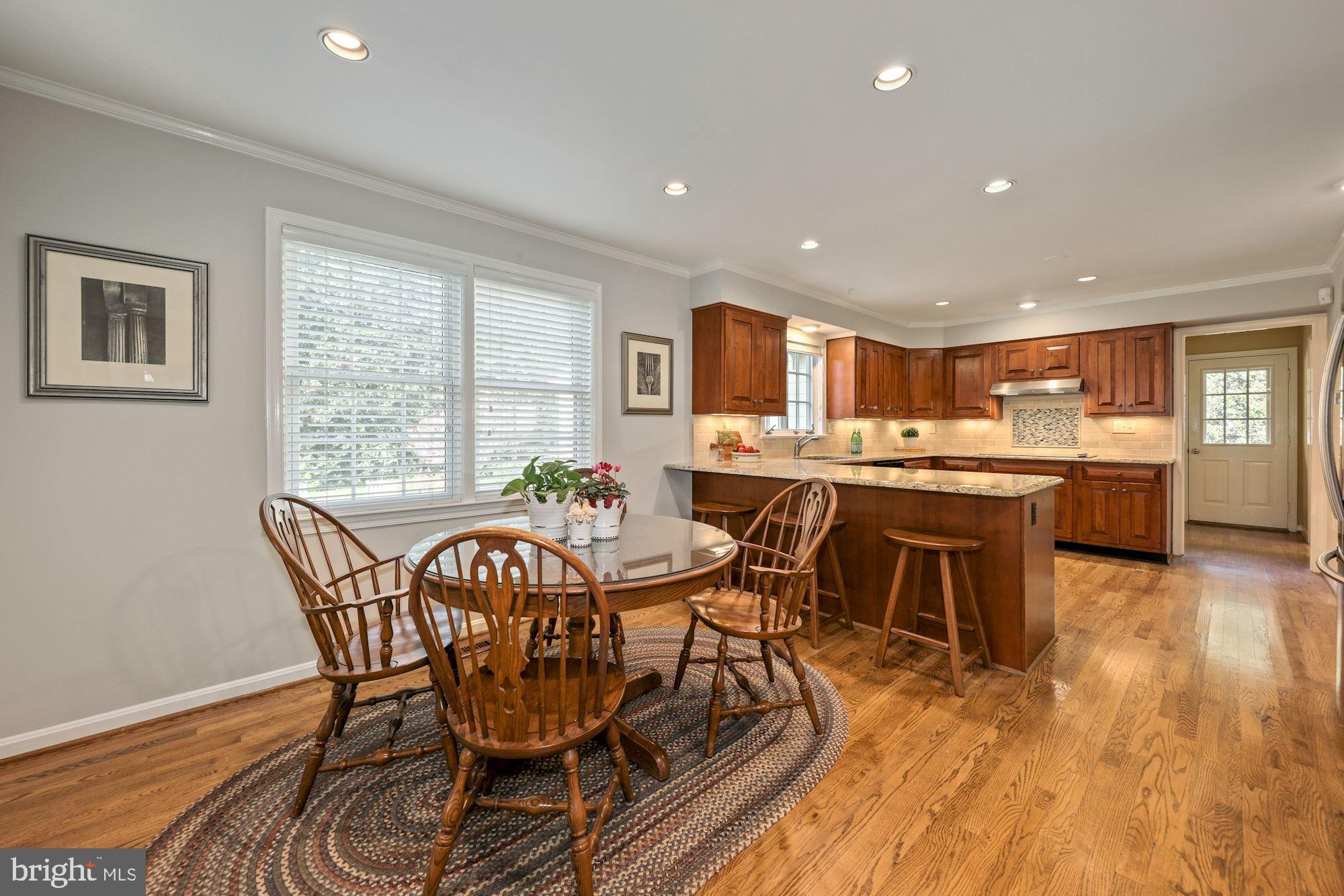 RIVER FALLS - Residential