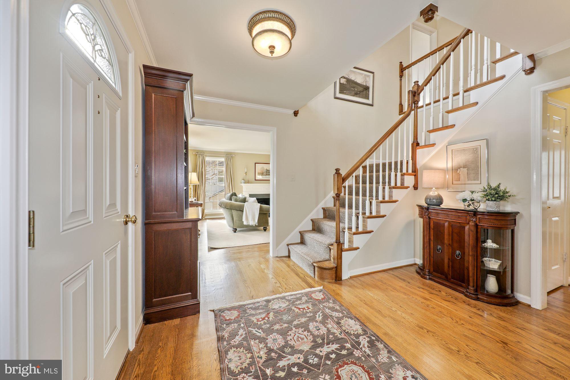 RIVER FALLS - Residential