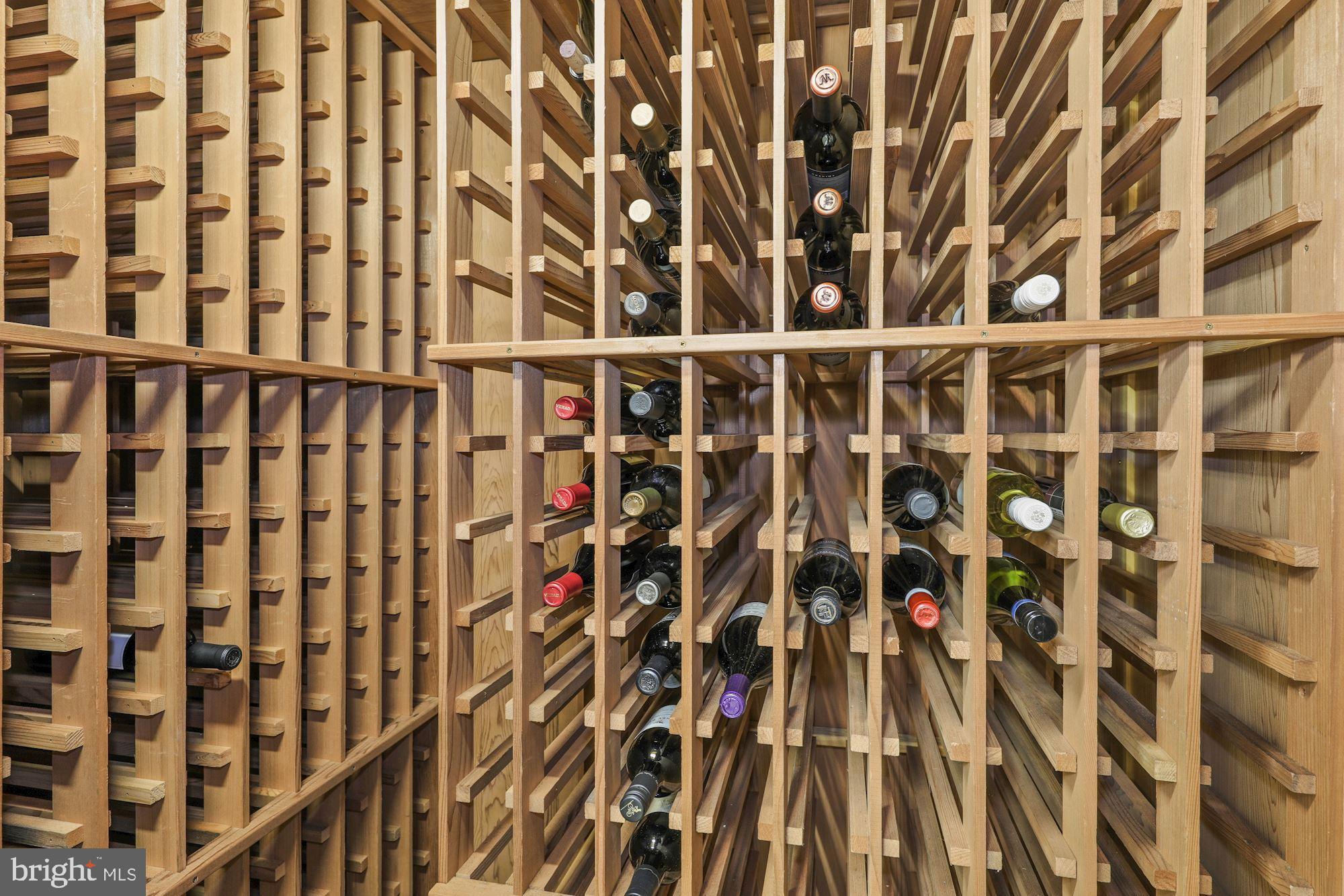 RIVER FALLS - Residential