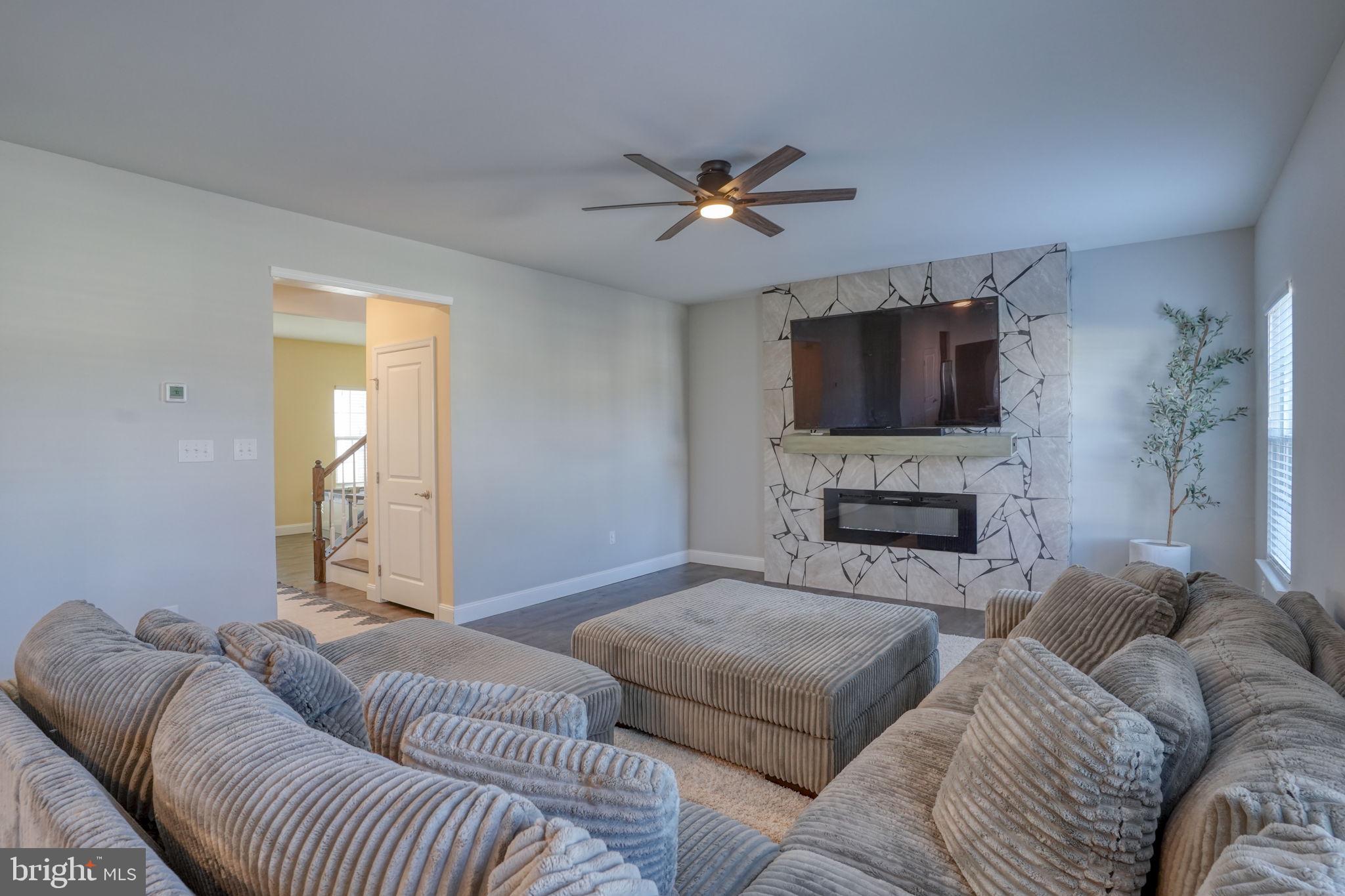 PROVIDENCE CROSSING - Residential