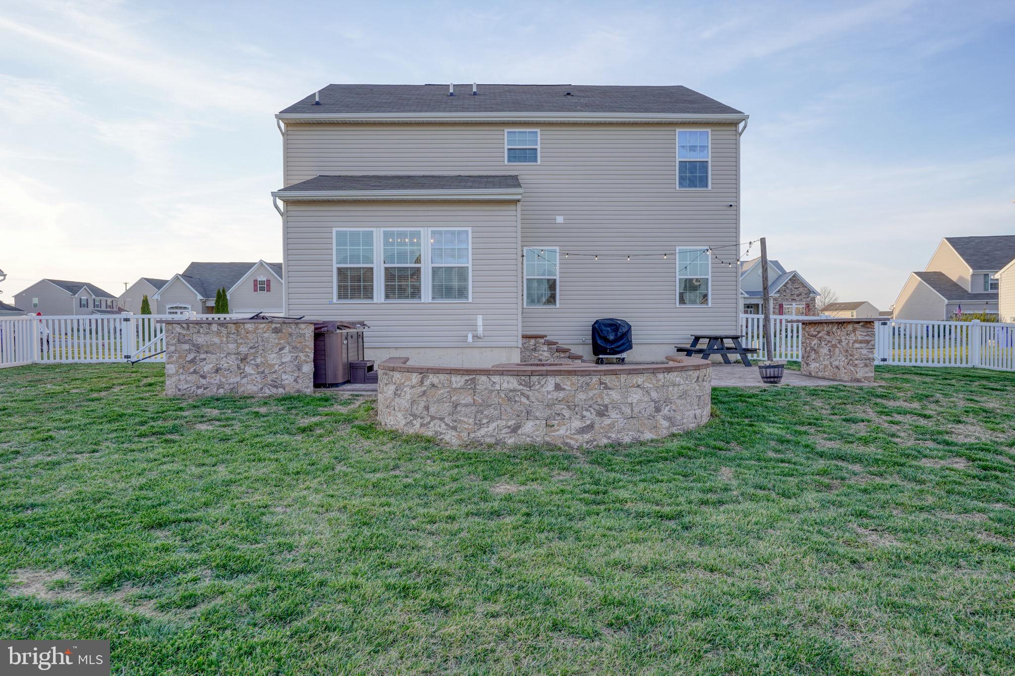 PROVIDENCE CROSSING - Residential