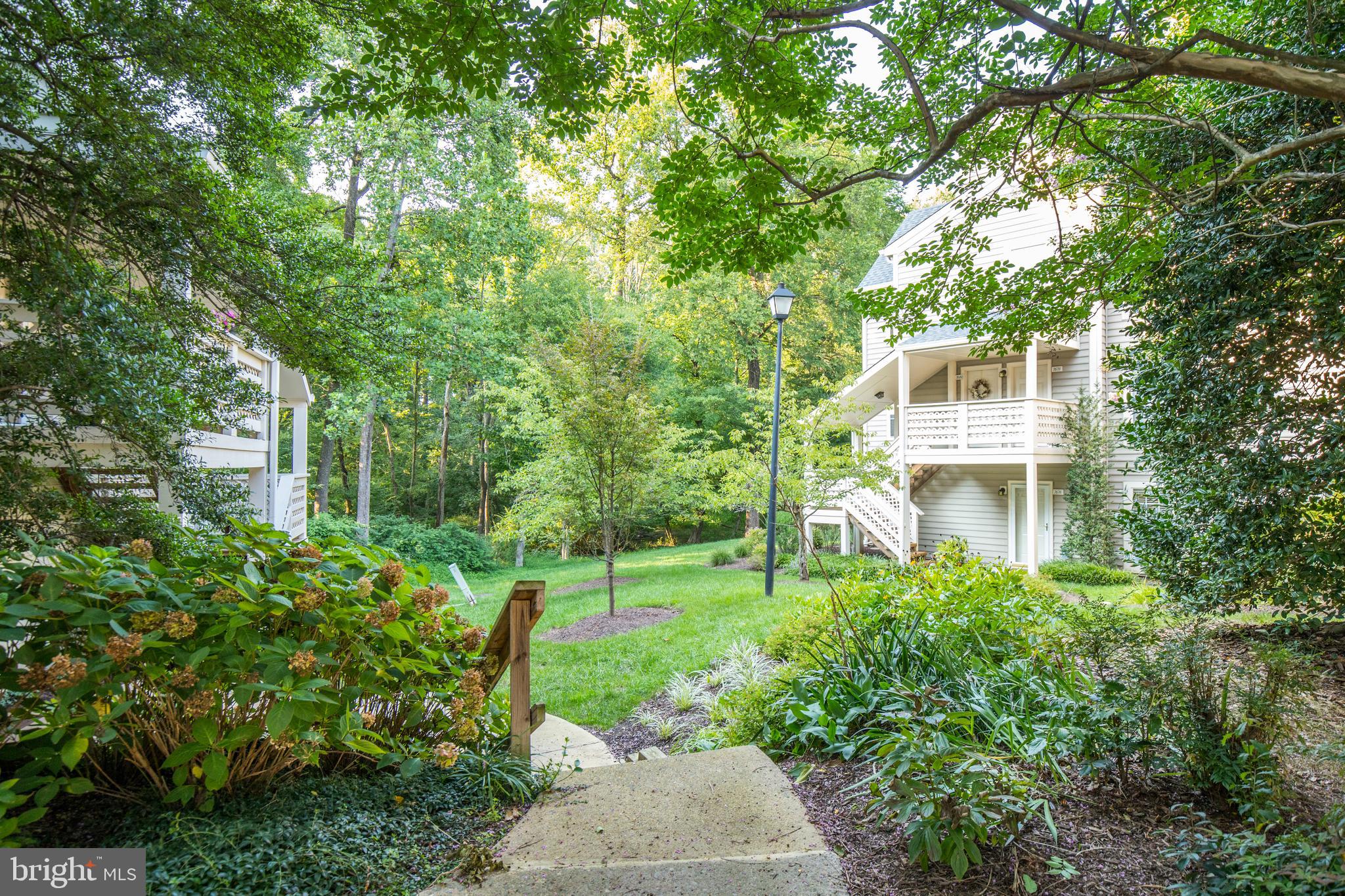 WILLOW POINT - Residential