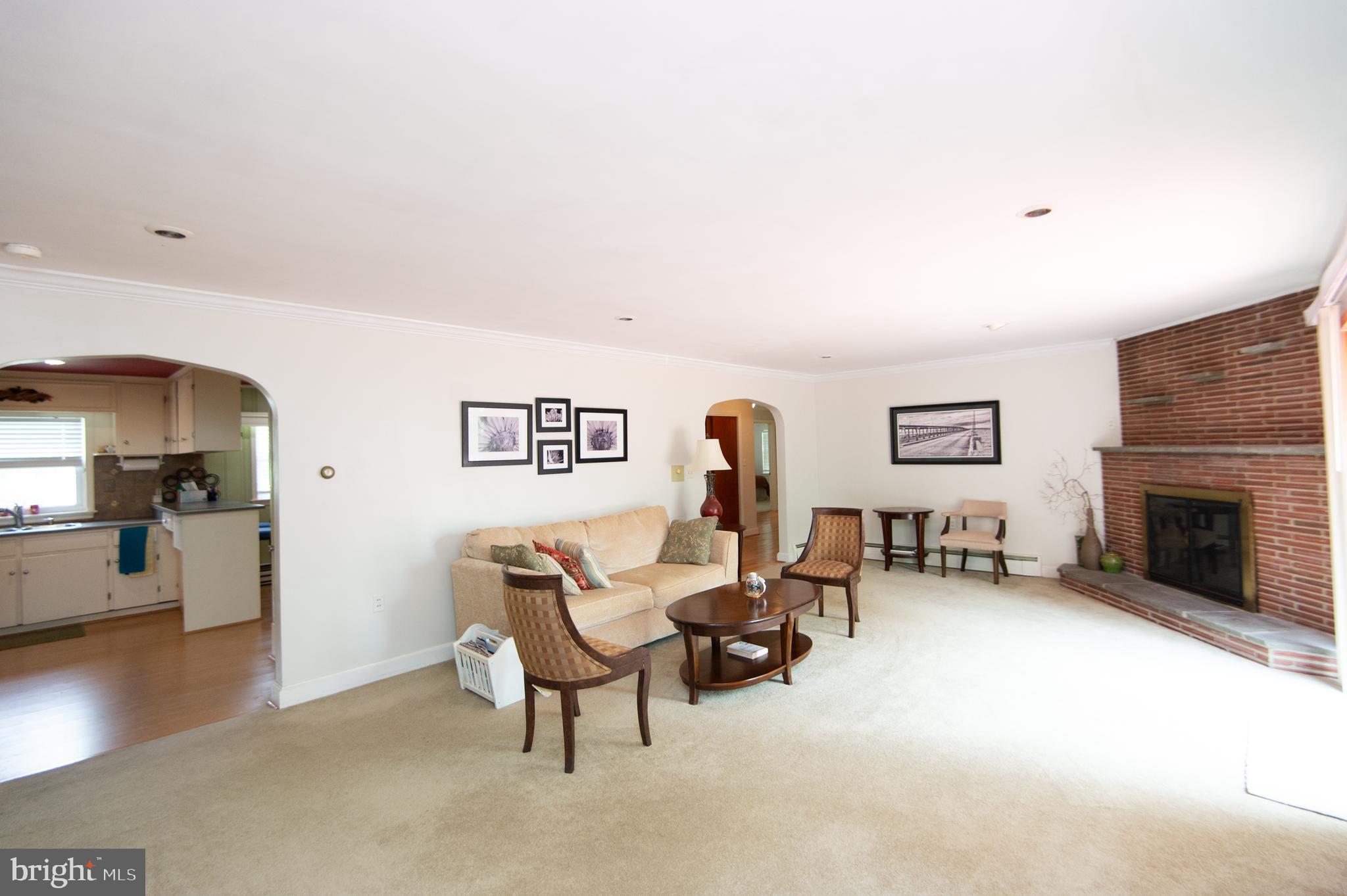 ALGONQUIN - Residential