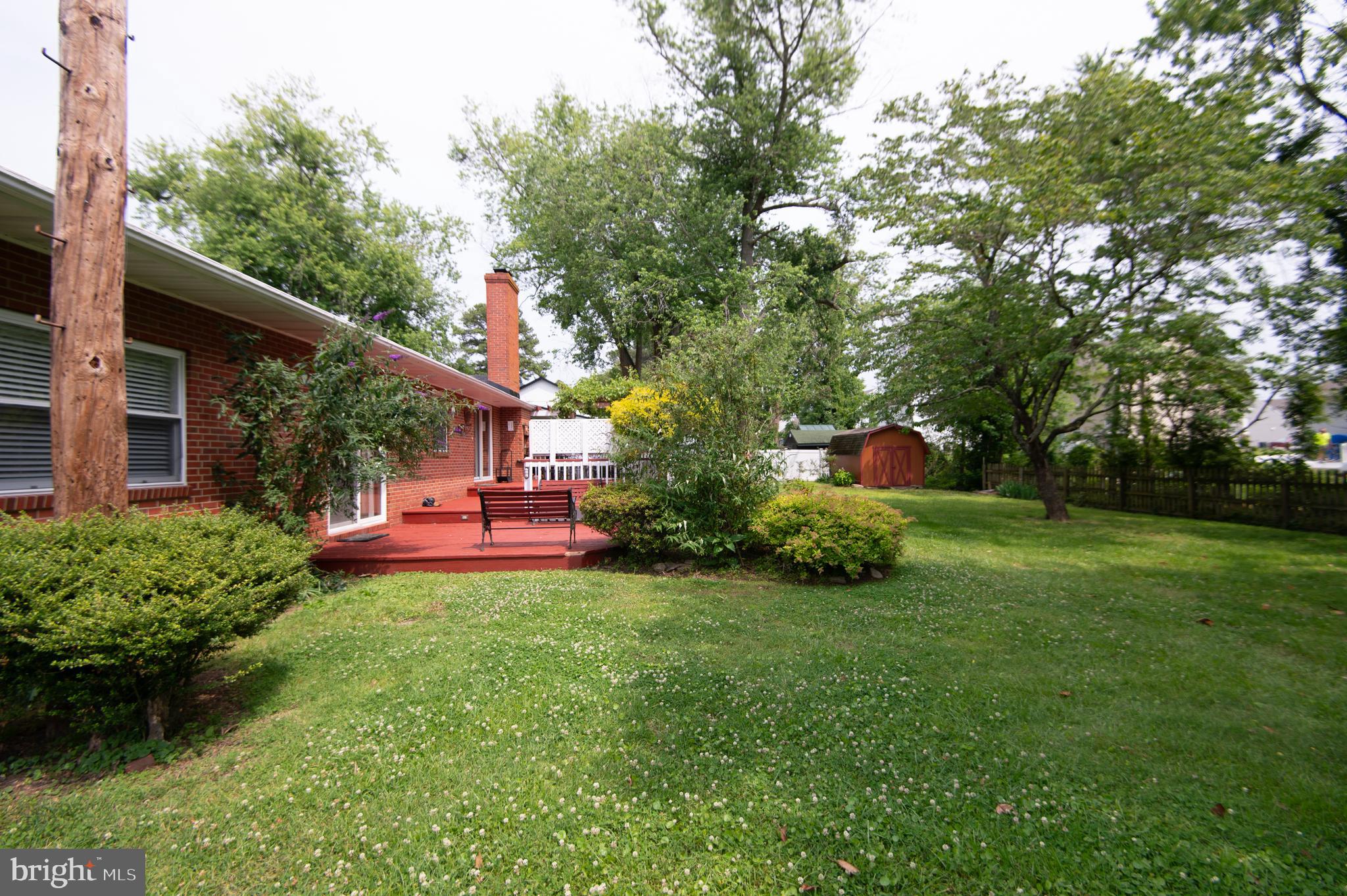 ALGONQUIN - Residential