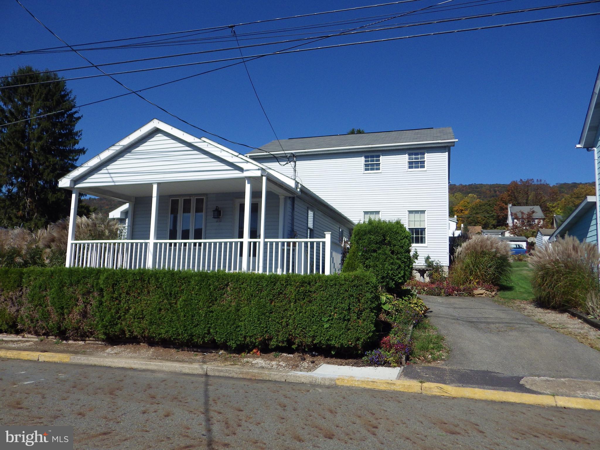 WILLIAMSTOWN BOROUGH - Residential