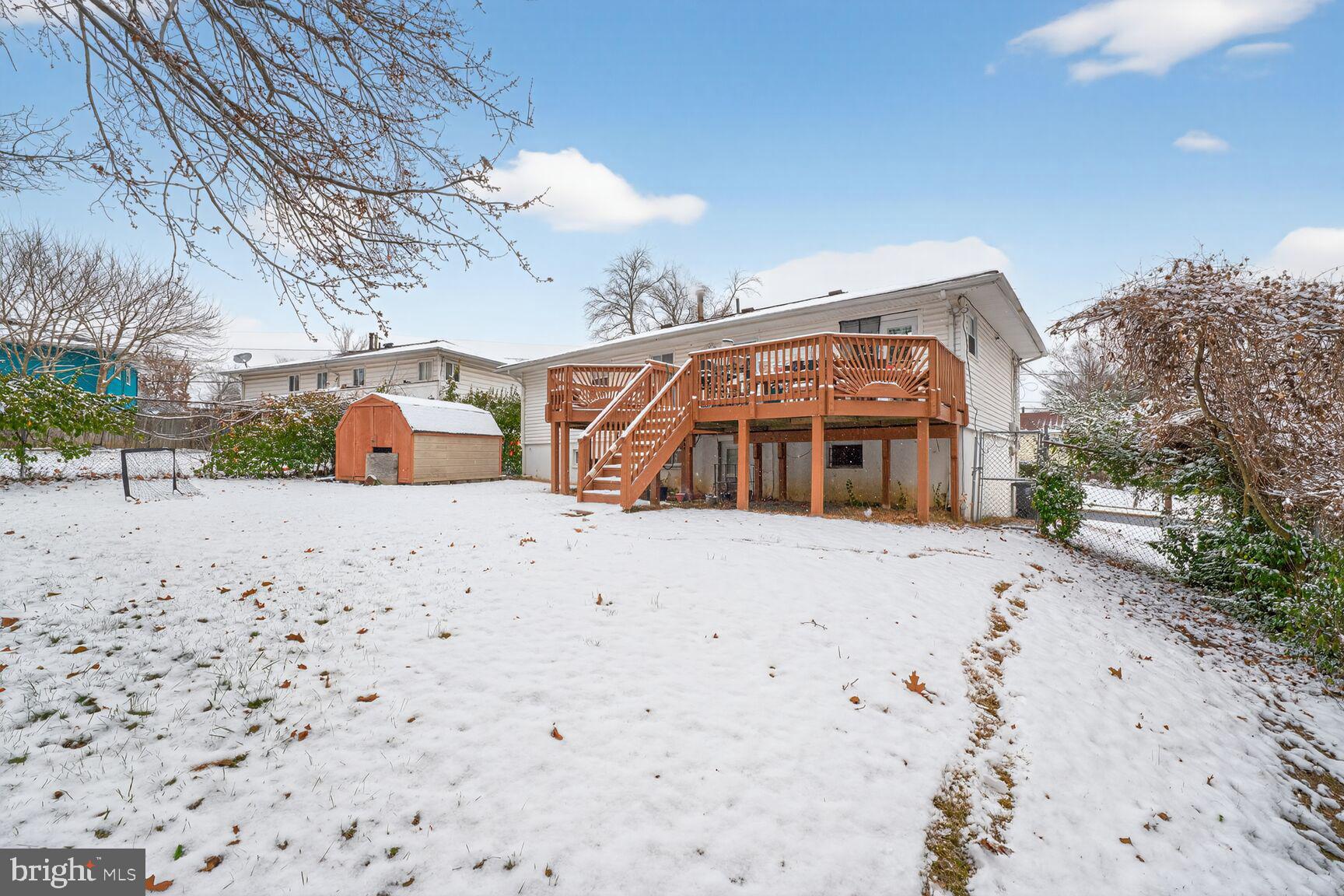 BROOKE MANOR - Residential Lease