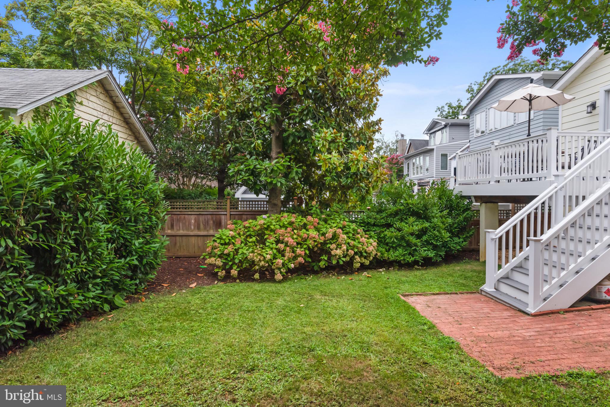 MURRAY HILL - Residential