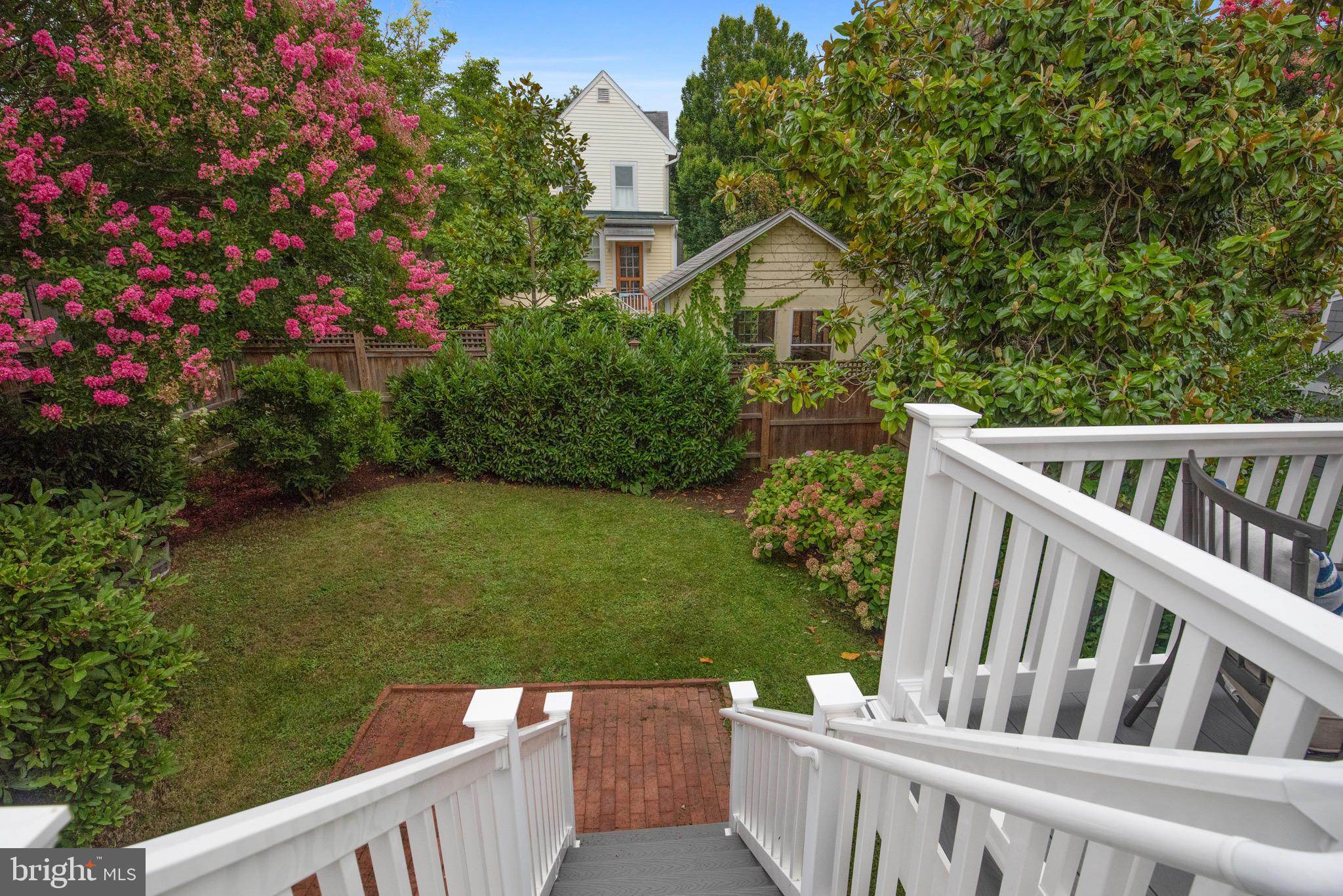 MURRAY HILL - Residential