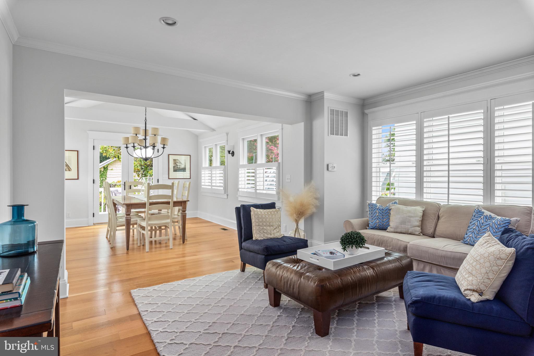 MURRAY HILL - Residential