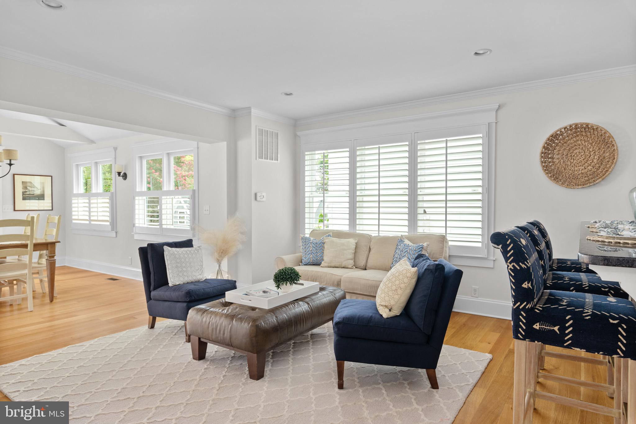 MURRAY HILL - Residential