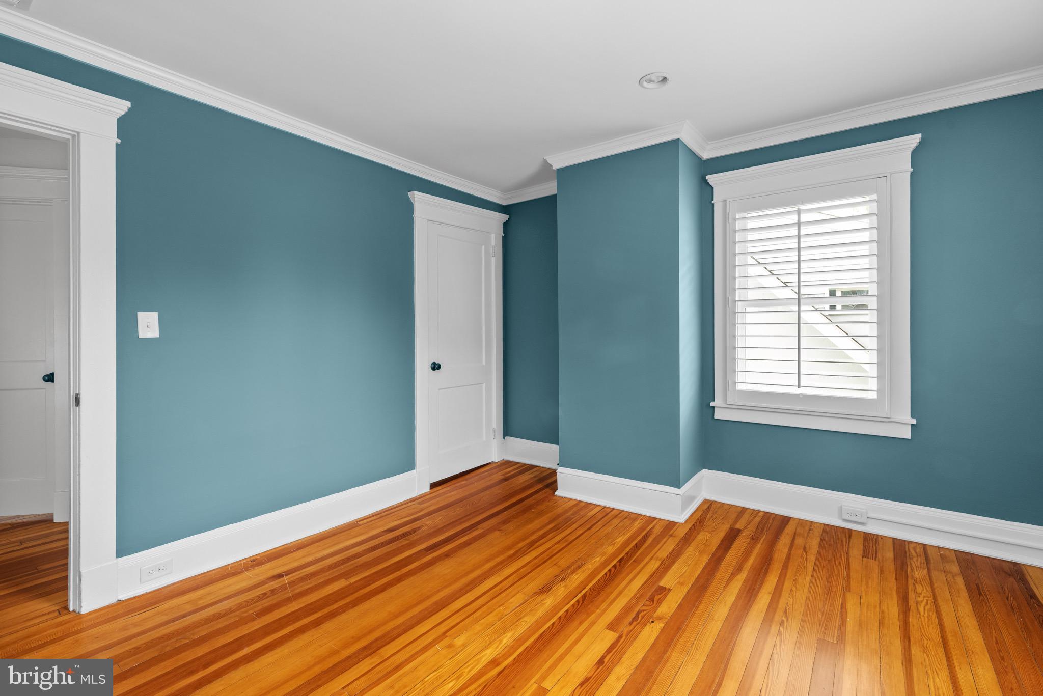 MURRAY HILL - Residential