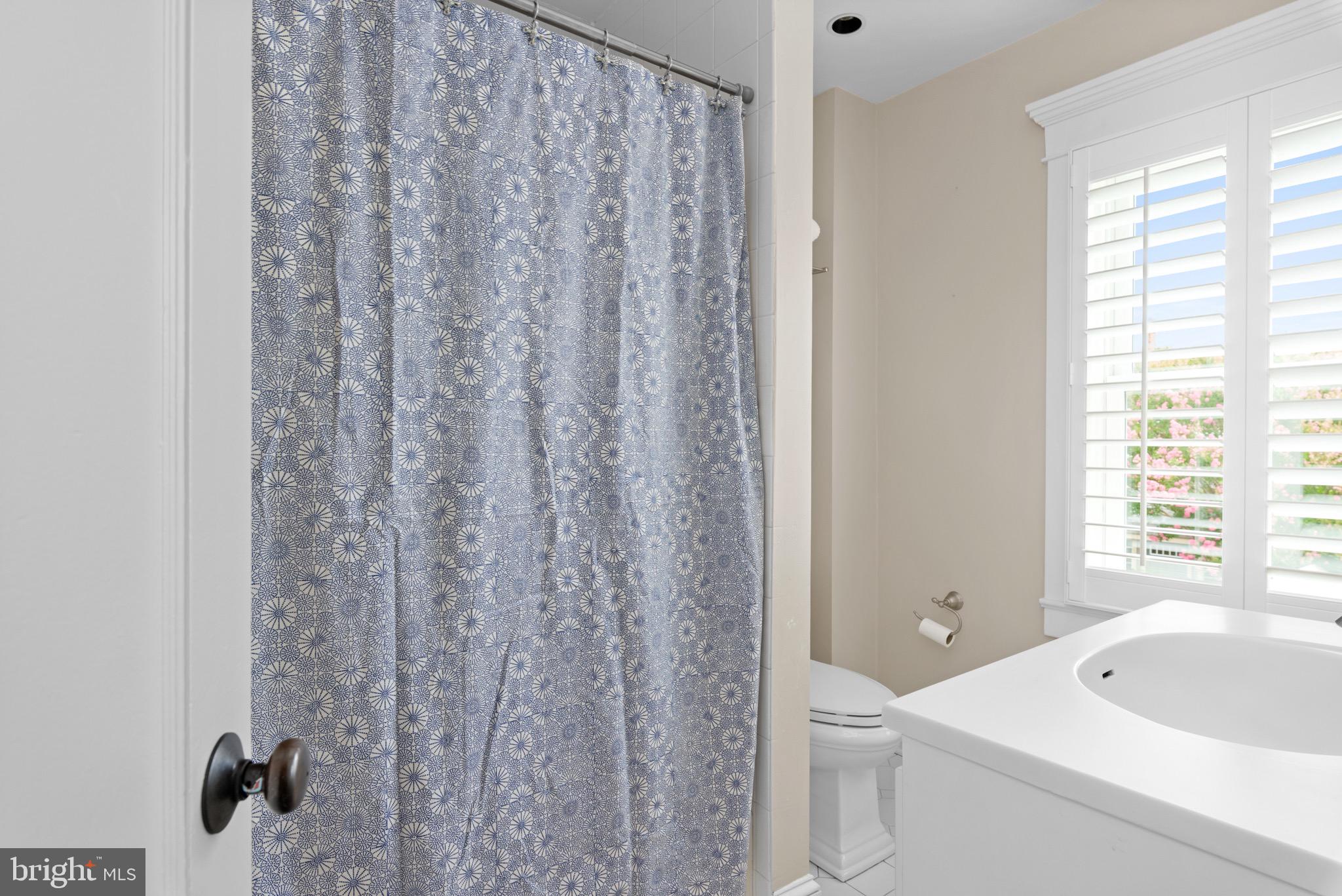 MURRAY HILL - Residential