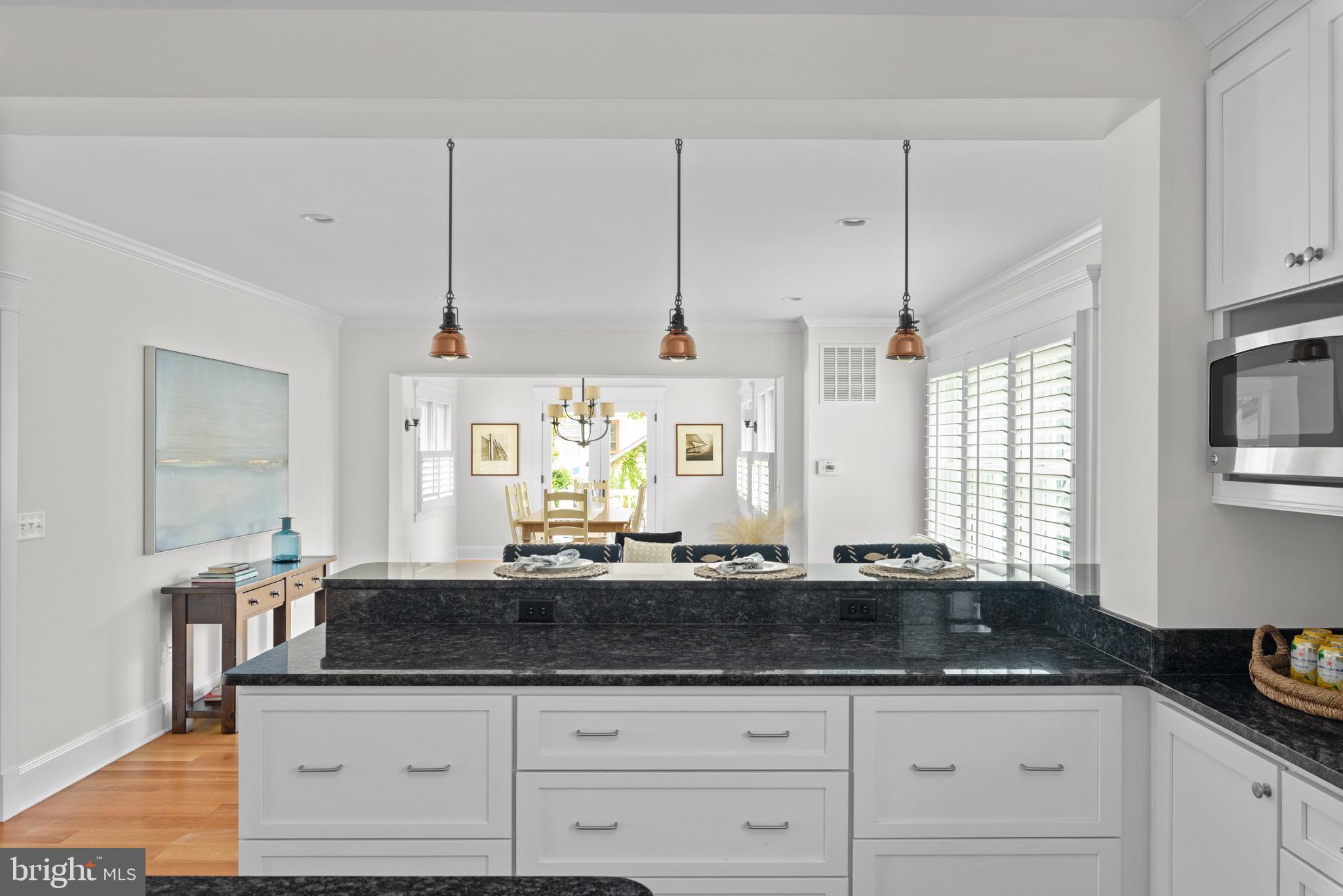 MURRAY HILL - Residential