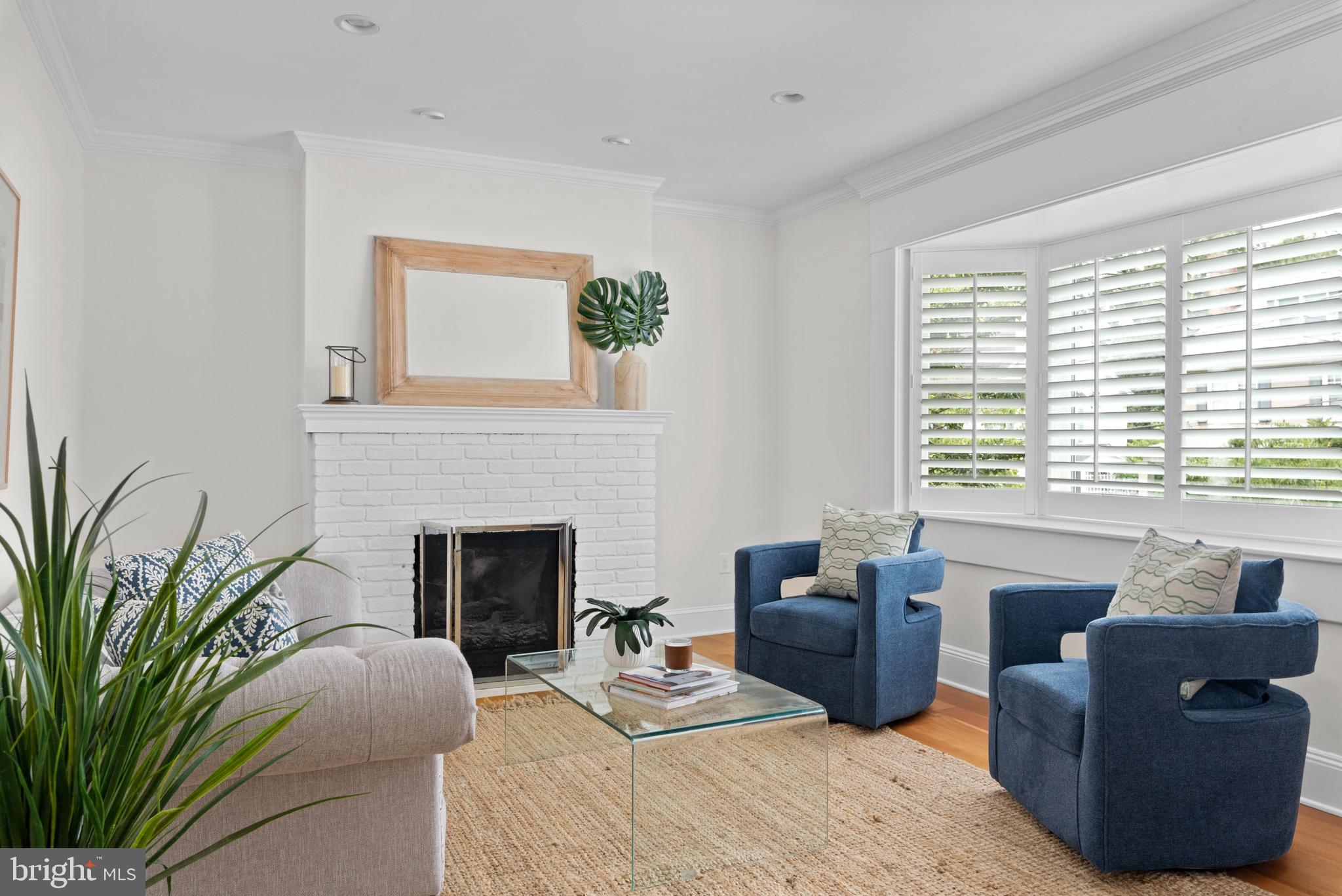 MURRAY HILL - Residential