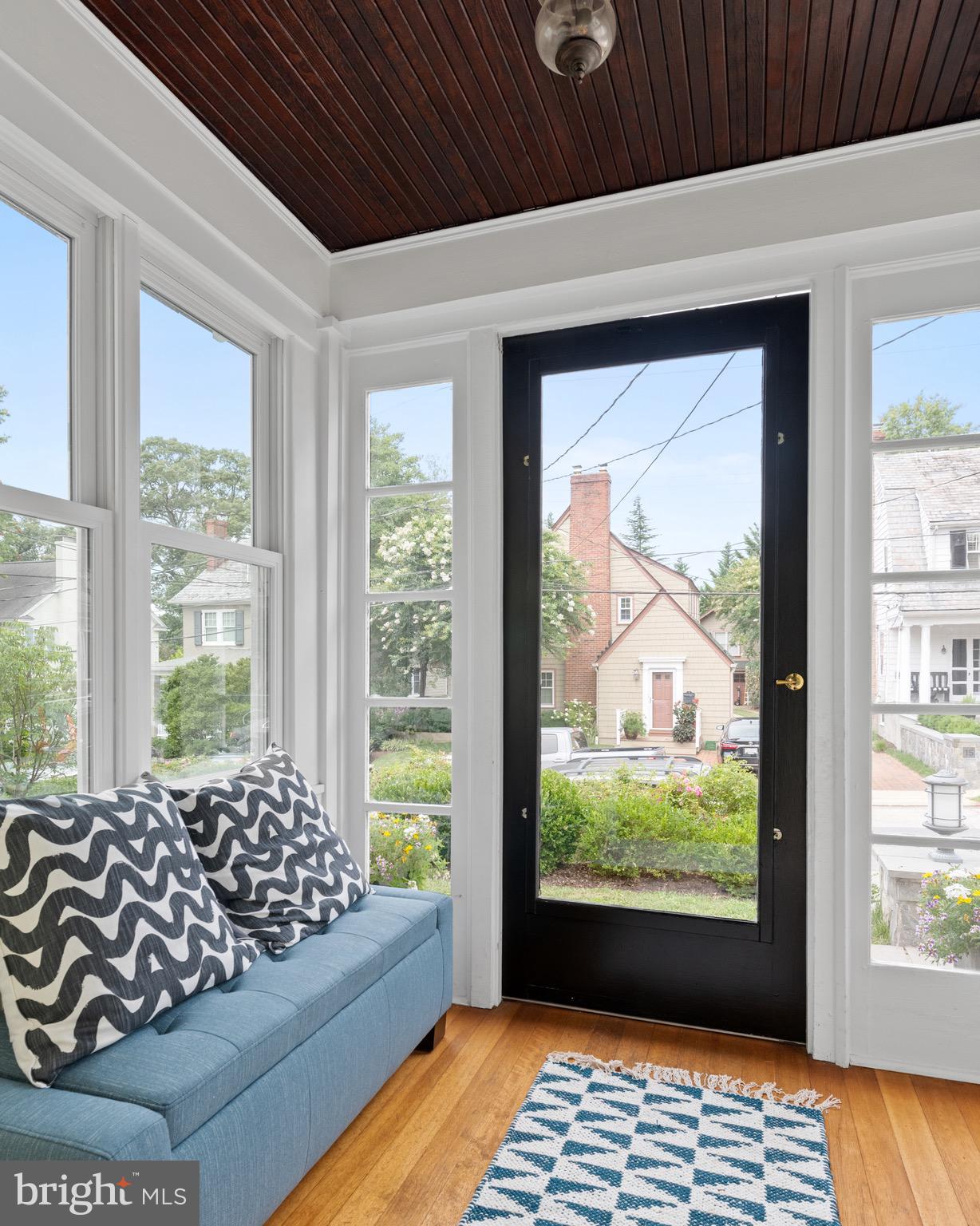 MURRAY HILL - Residential