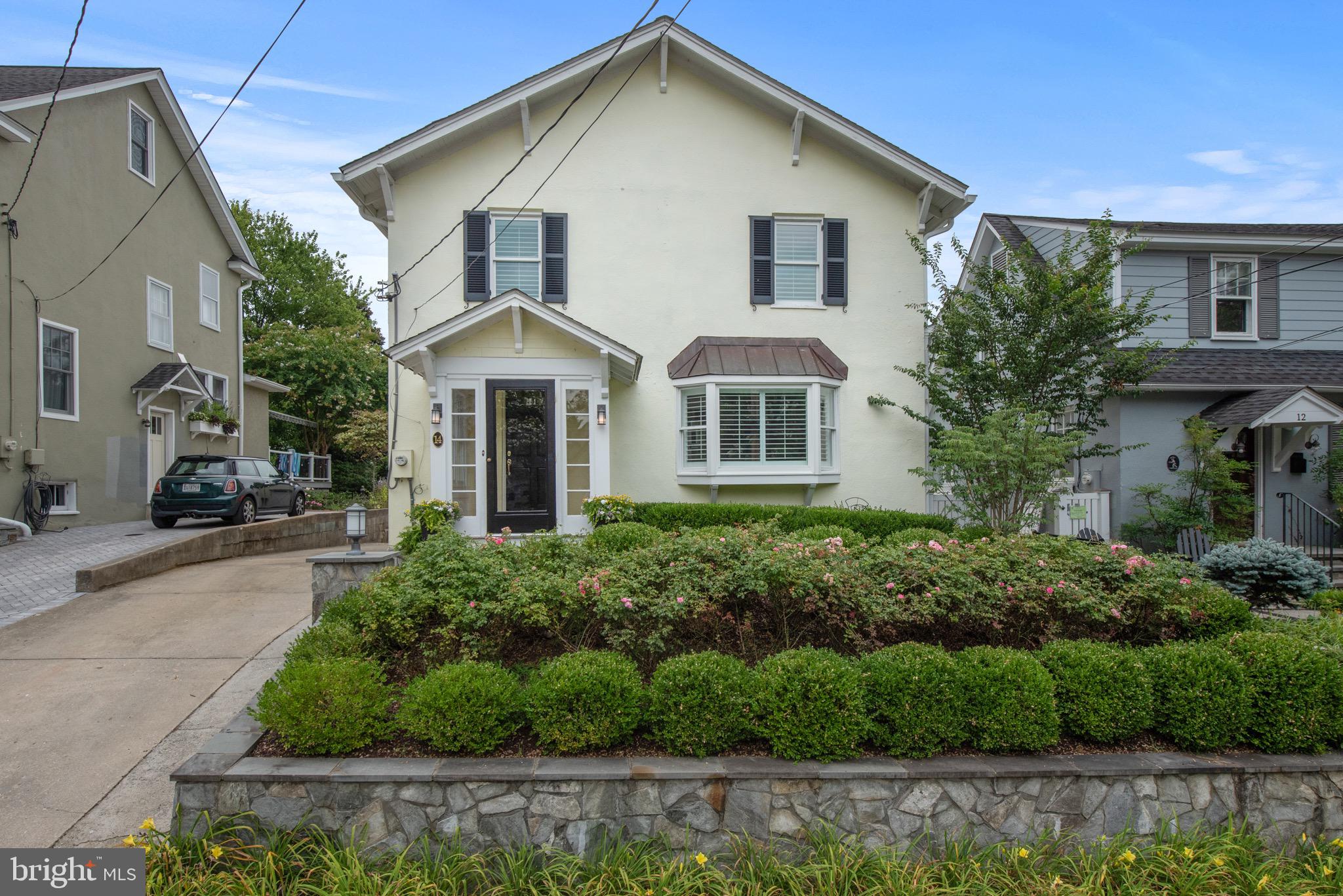 MURRAY HILL - Residential