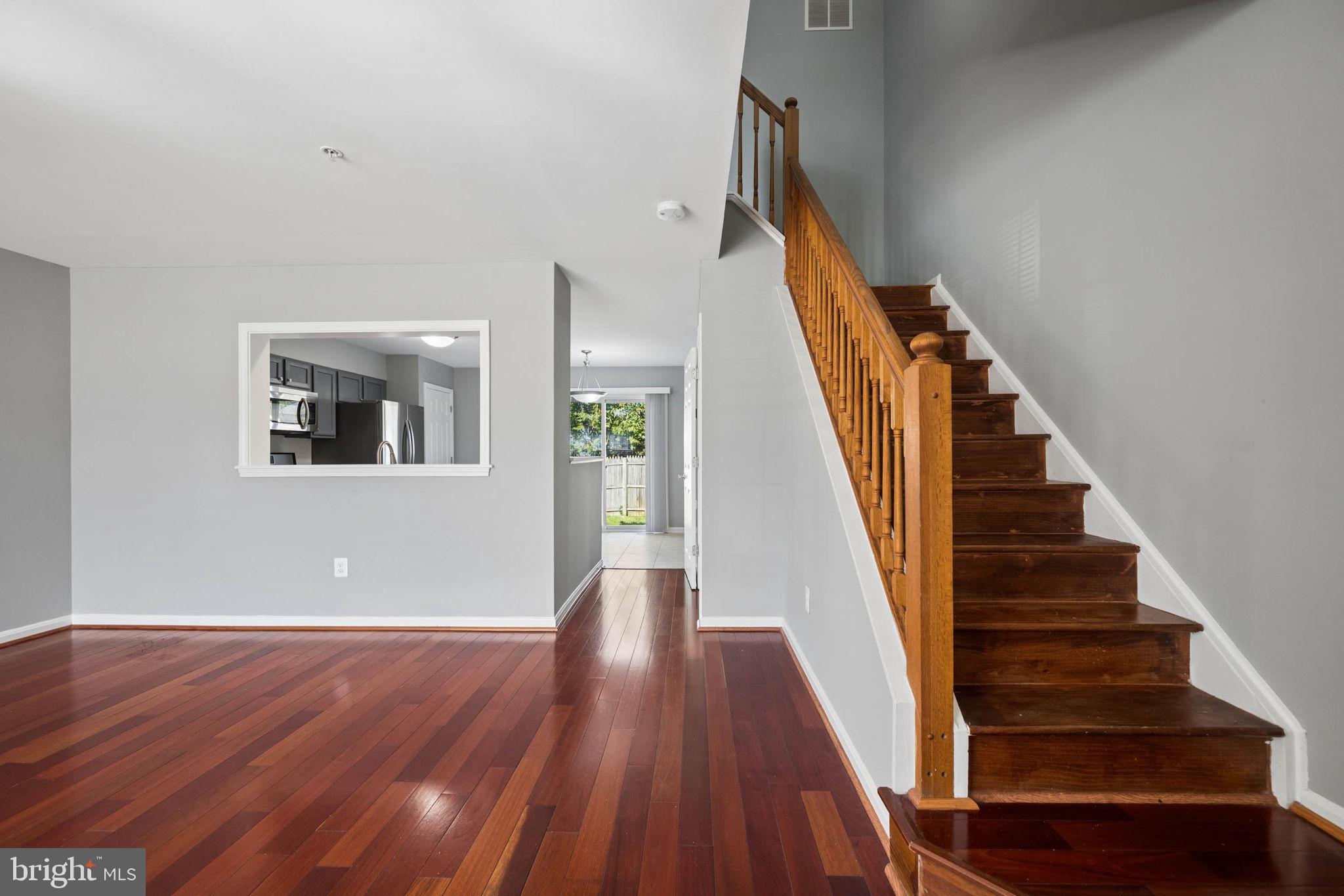 656 VILLAGER CIRCLE