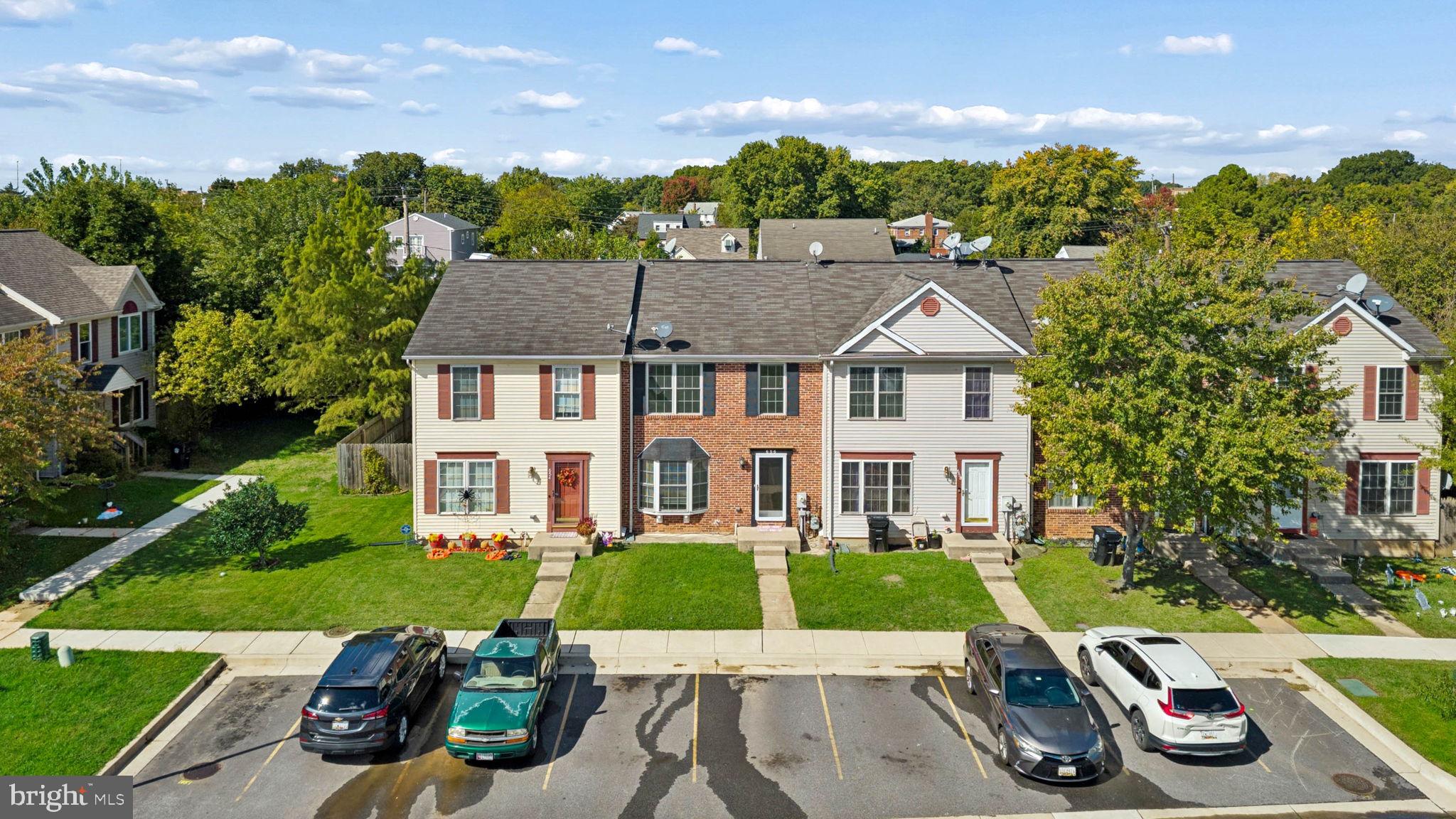 656 VILLAGER CIRCLE