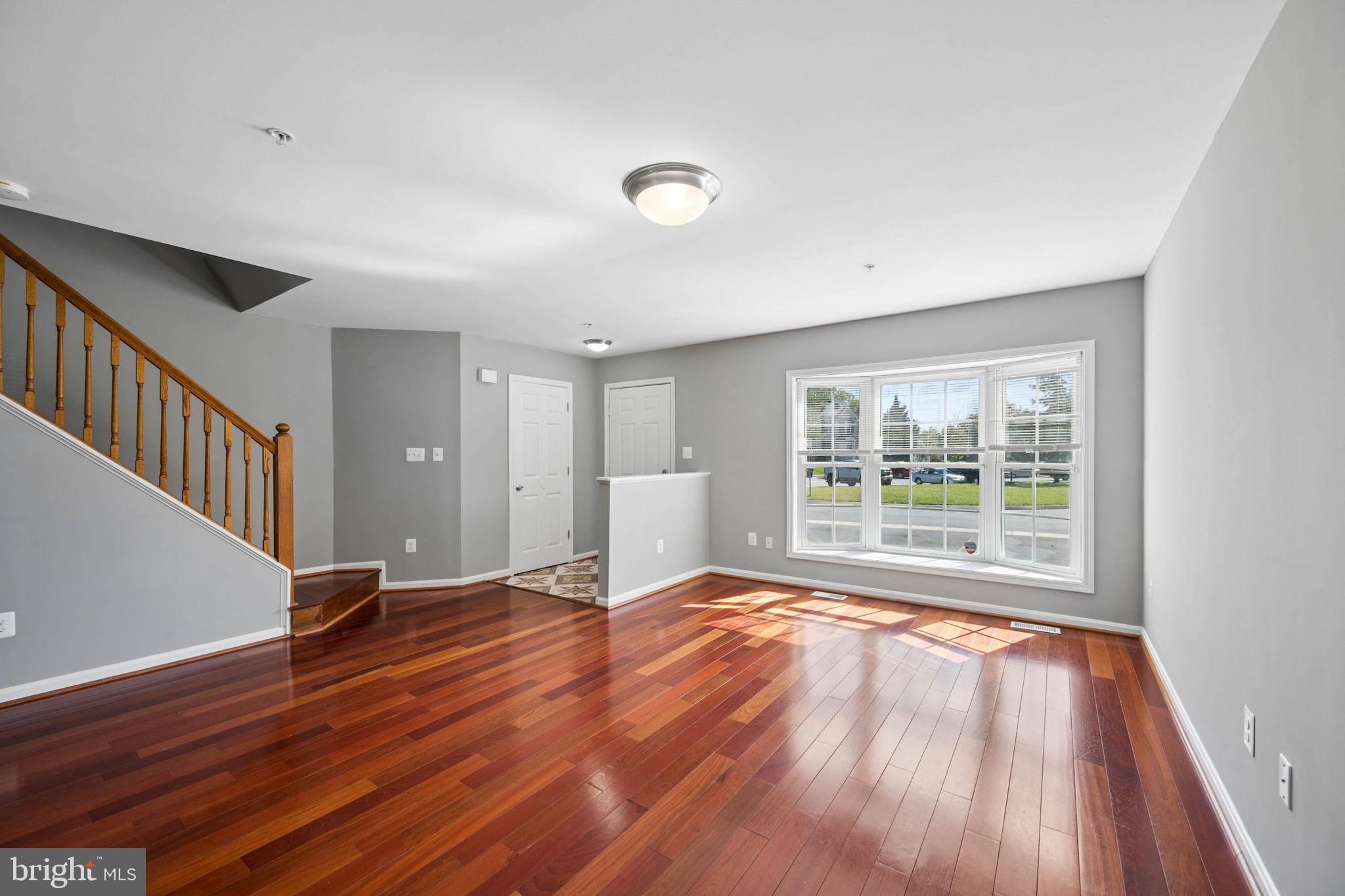 656 VILLAGER CIRCLE