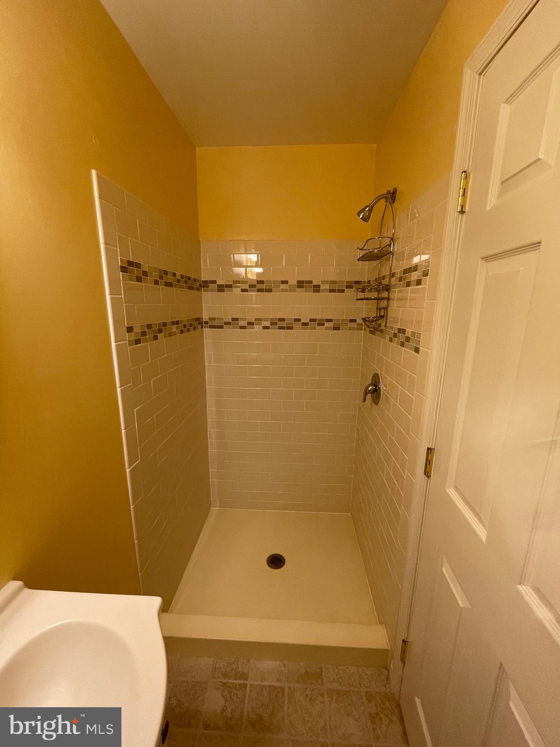 SEVERN - Residential Lease