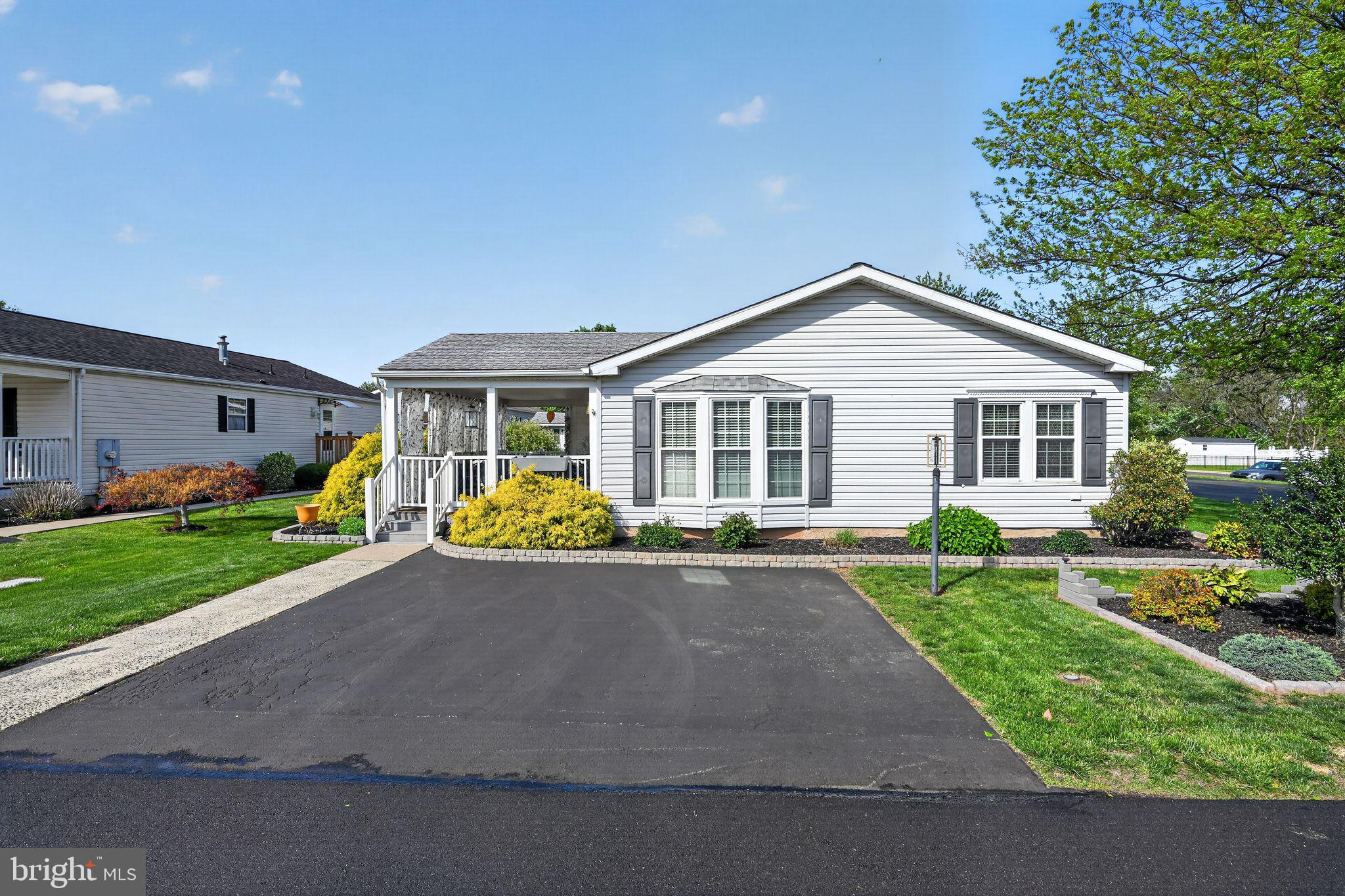 WILLOW RUN - Residential