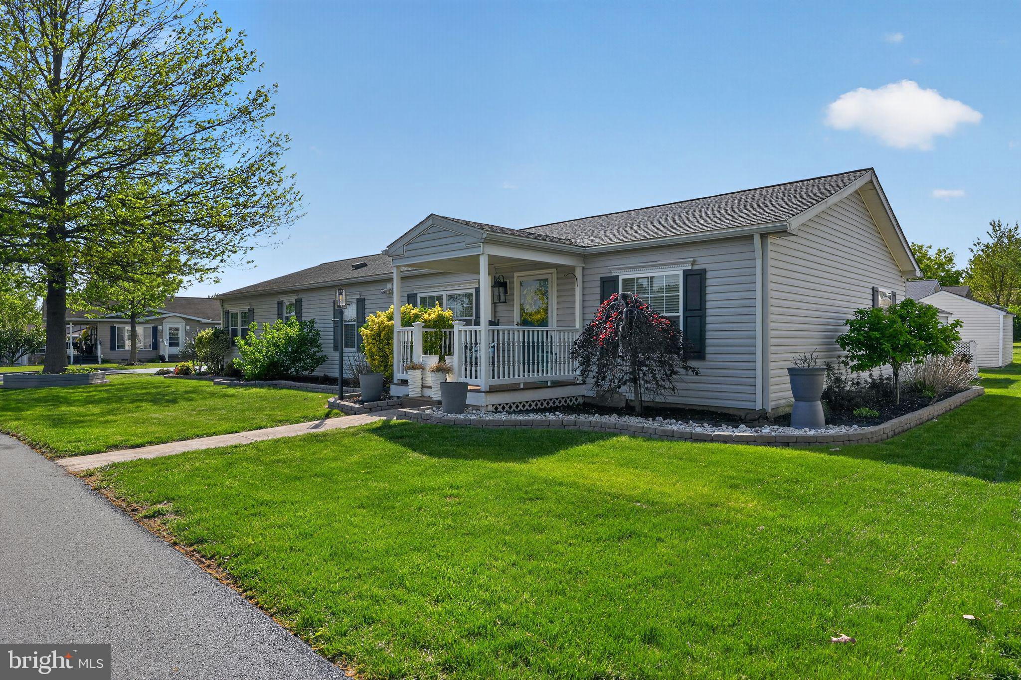 WILLOW RUN - Residential