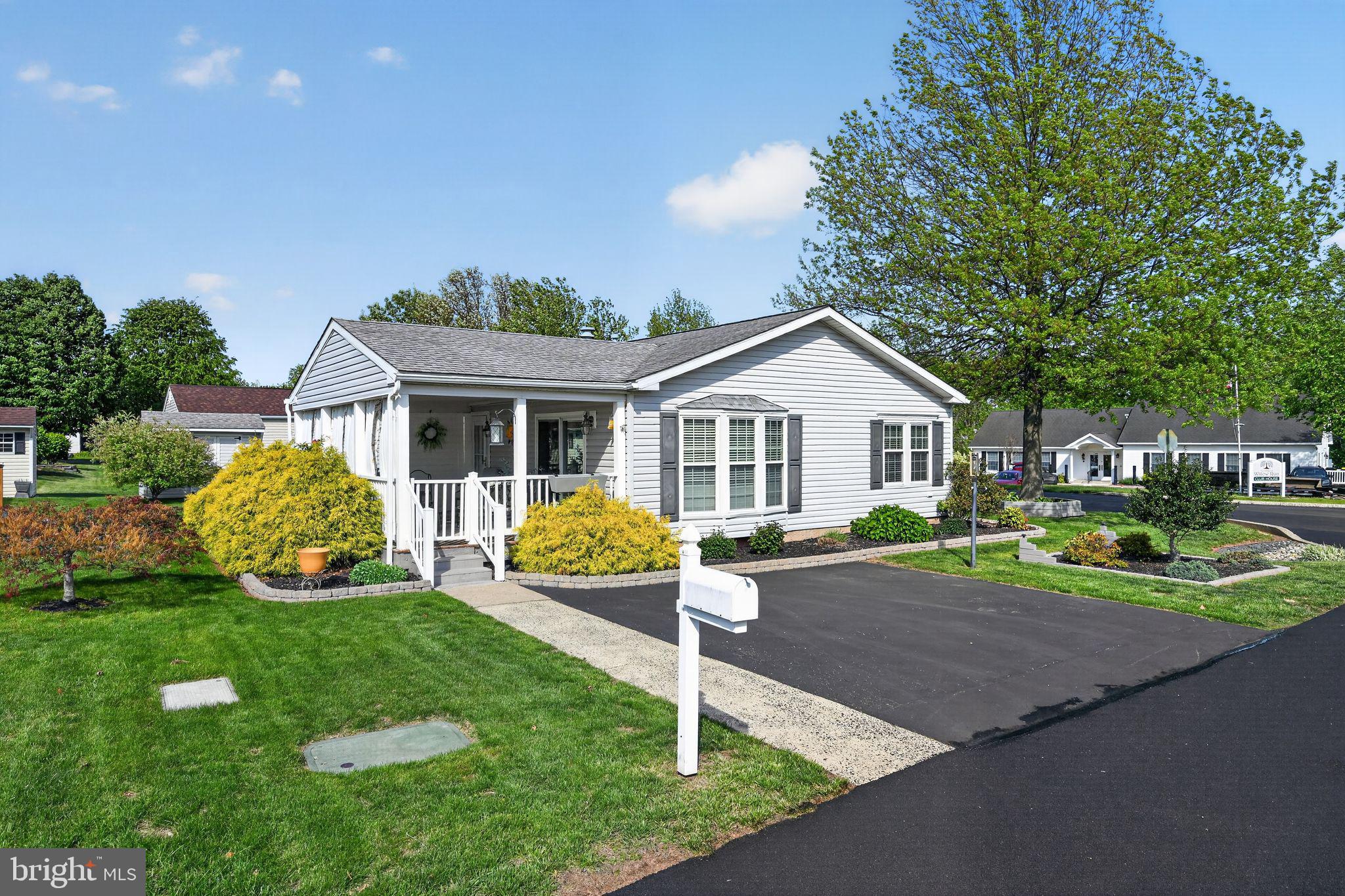 WILLOW RUN - Residential