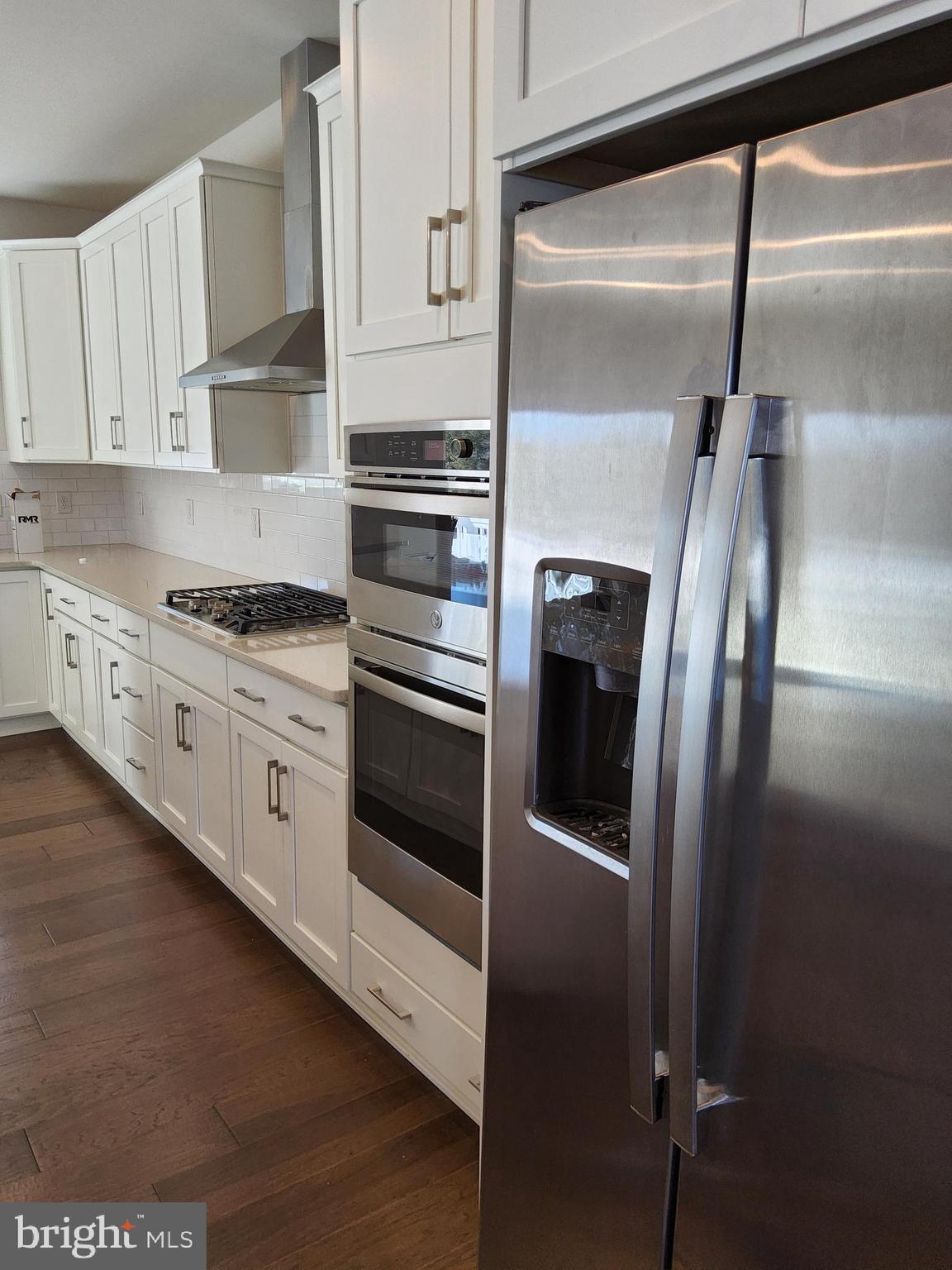 LANTERN RIDGE - Residential Lease