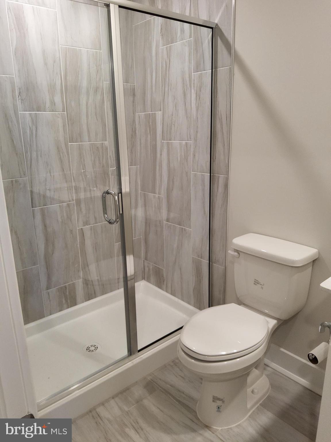 LANTERN RIDGE - Residential Lease