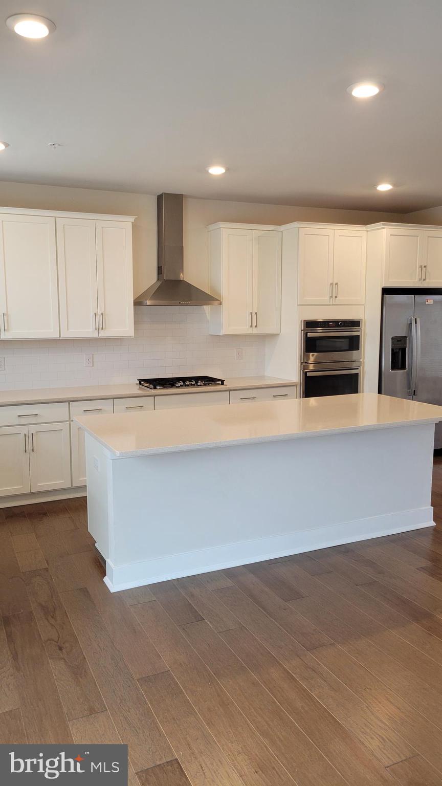 LANTERN RIDGE - Residential Lease