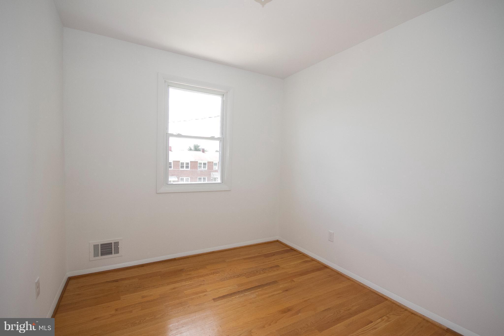 MILBROOK - Residential Lease