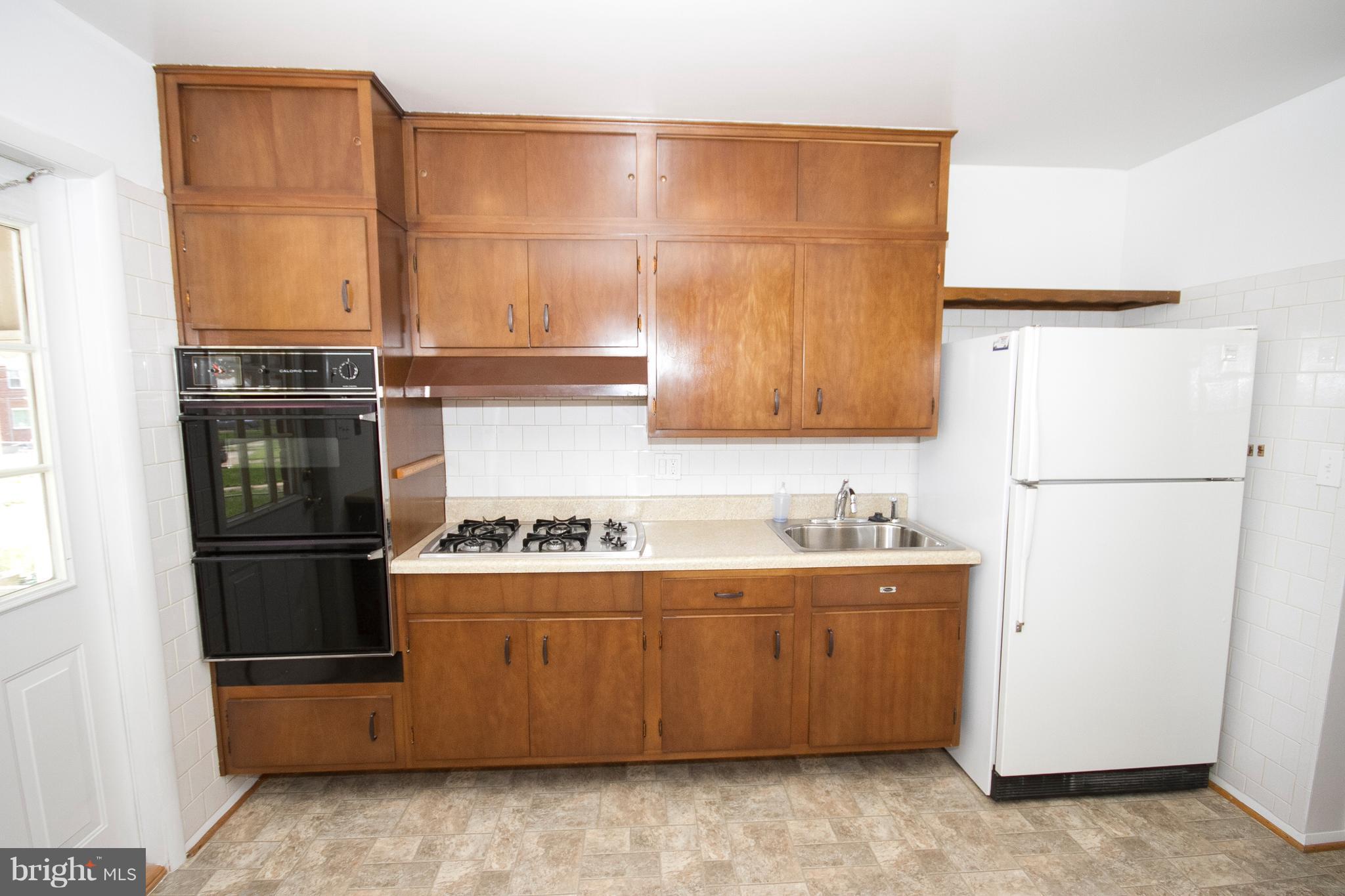 MILBROOK - Residential Lease