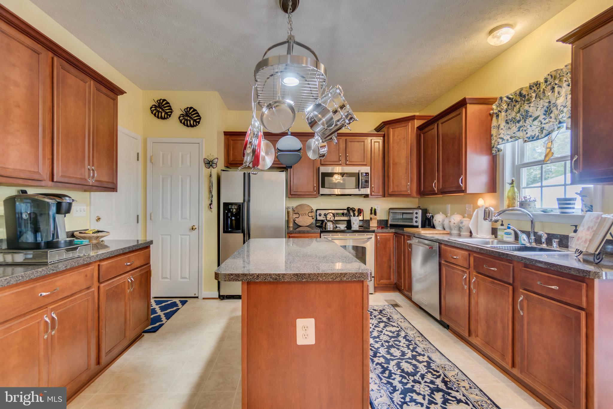 WILDERNESS SHORES - Residential