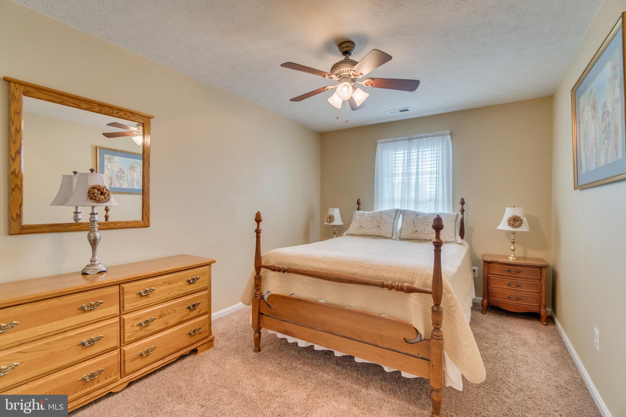 WILDERNESS SHORES - Residential