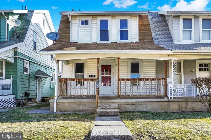 Quaint 3 bedroom, 1 bathroom semi-detached home on a quiet street in York City.  Nice open floor plan on the first floor with luxury vinyl plank flooring, eat-in kitchen with granite countertops.  Upstairs are 3 newly carpeted bedrooms.  Off street parking in the rear and a detached garage.