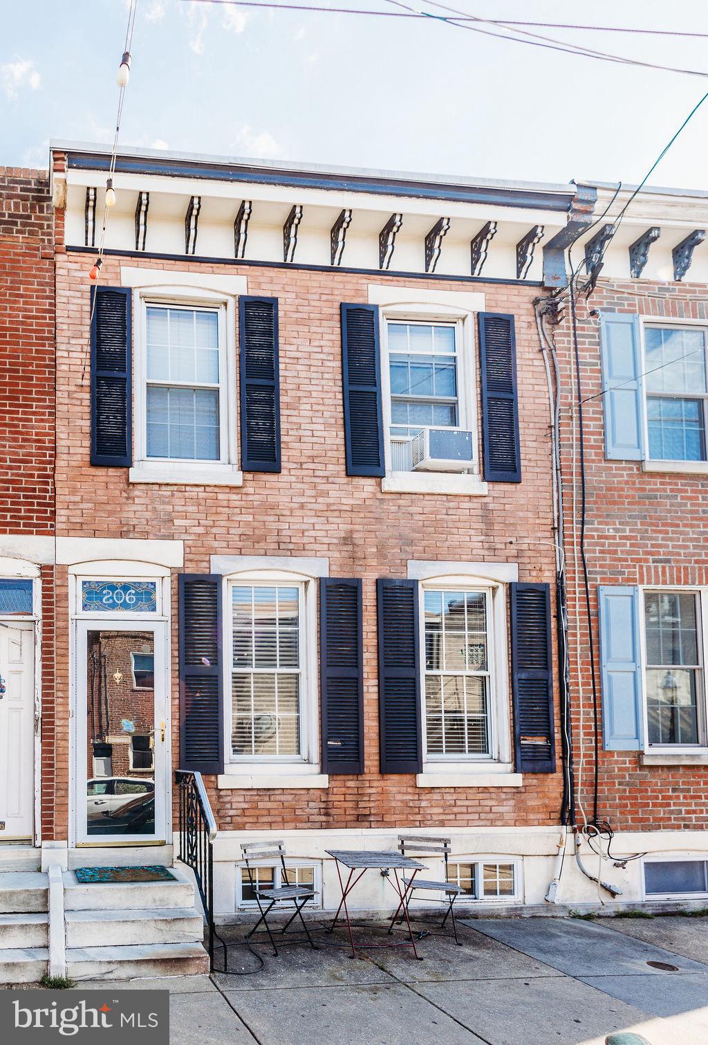 206 MIFFLIN STREET
