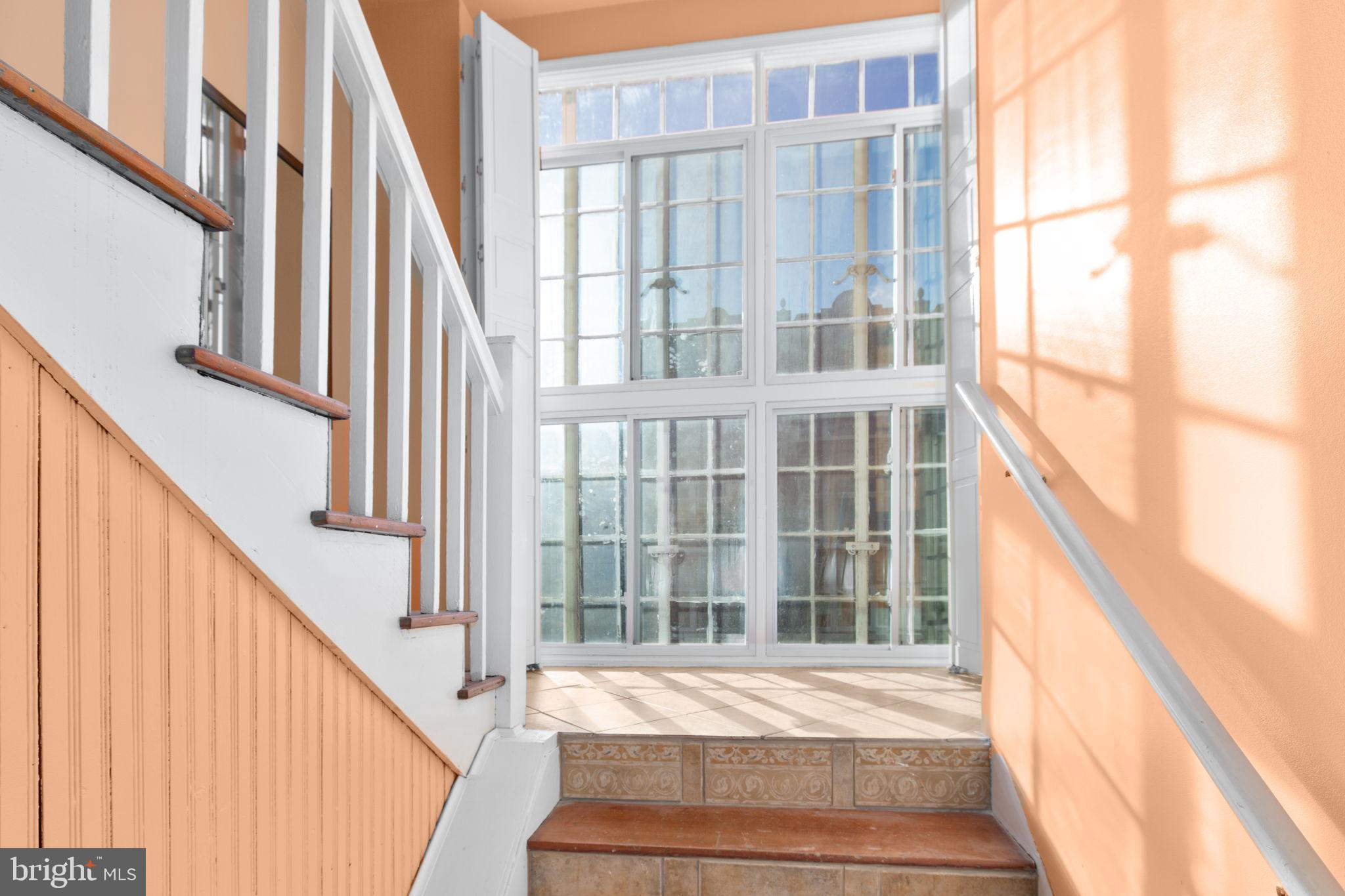 809 CAROLINE STREET 301