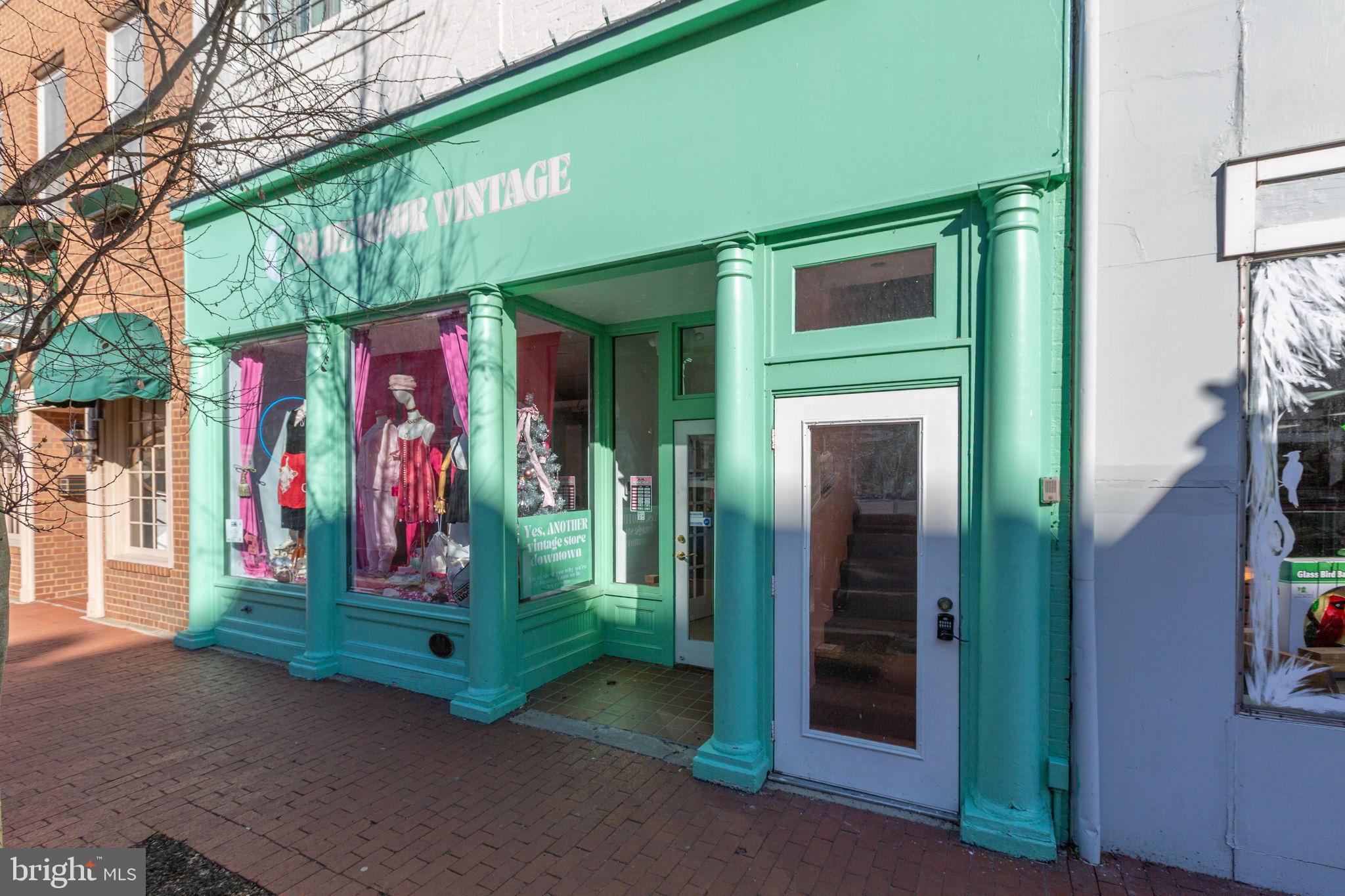 809 CAROLINE STREET 301