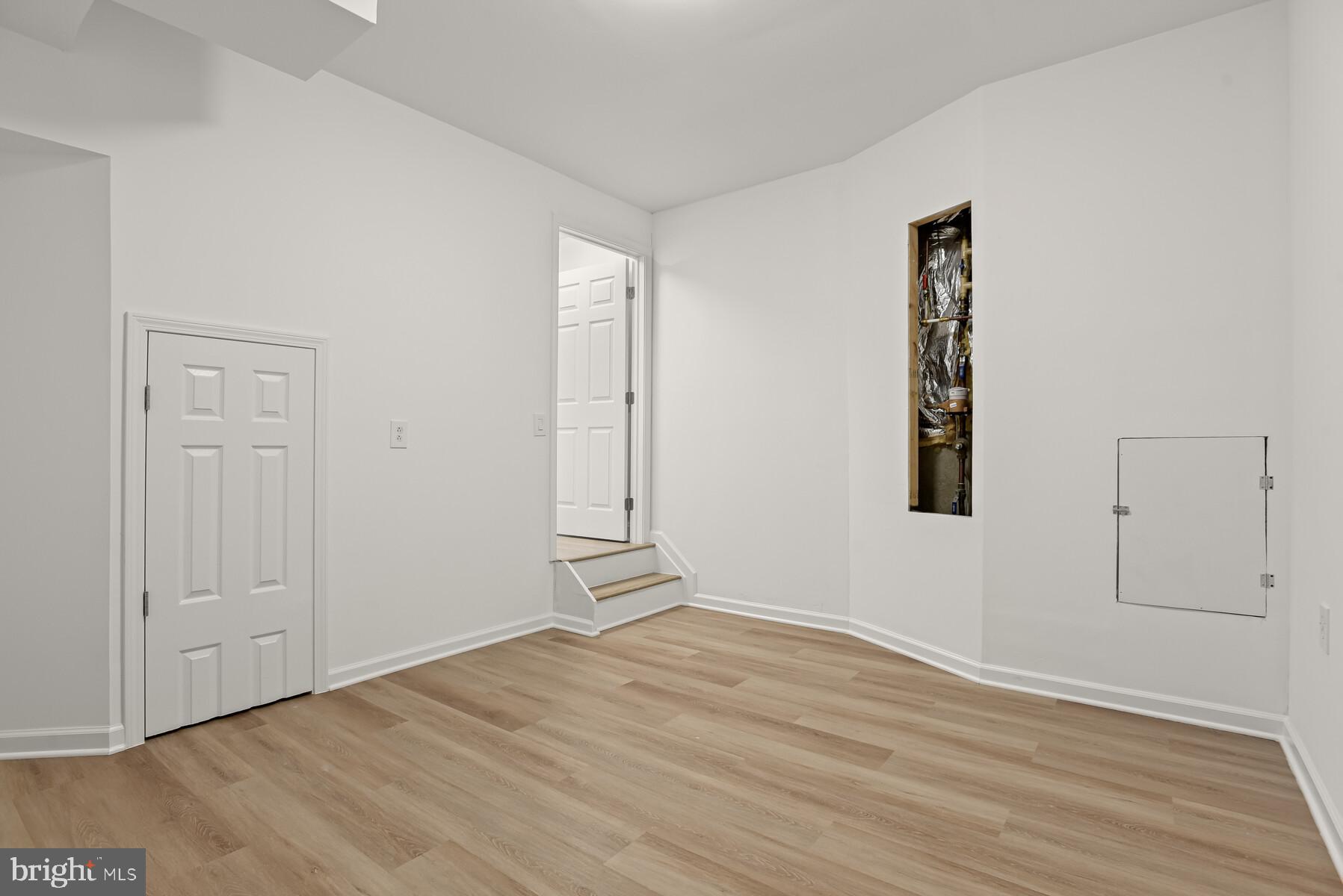 NOTTINGHAM WOODS - Residential