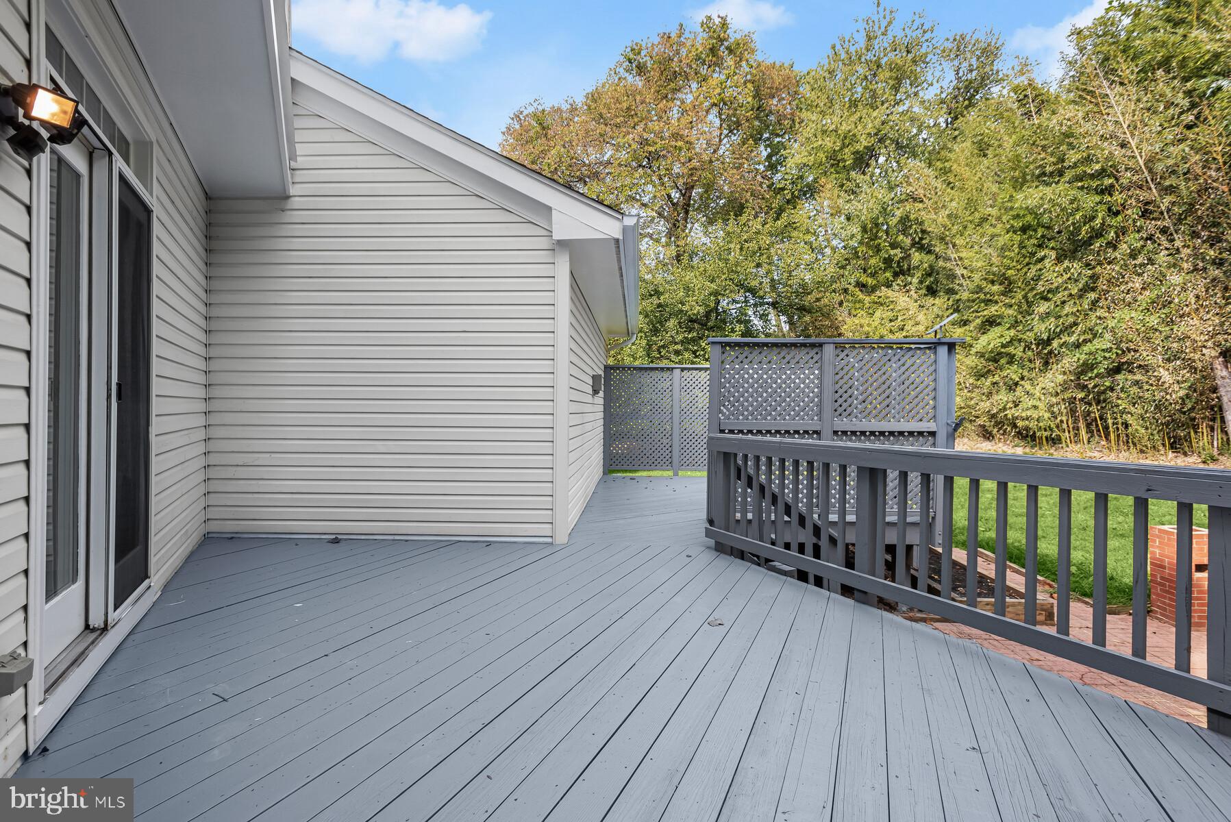 NOTTINGHAM WOODS - Residential