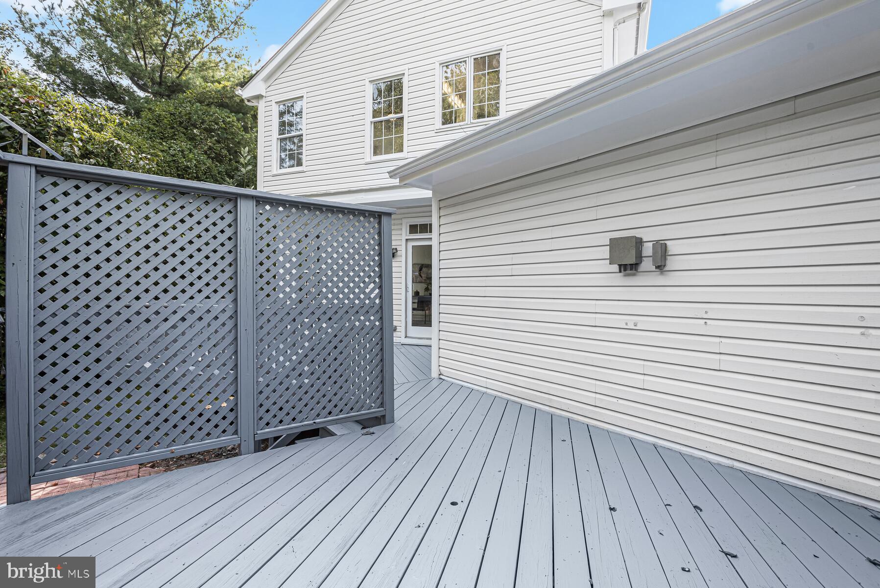 NOTTINGHAM WOODS - Residential