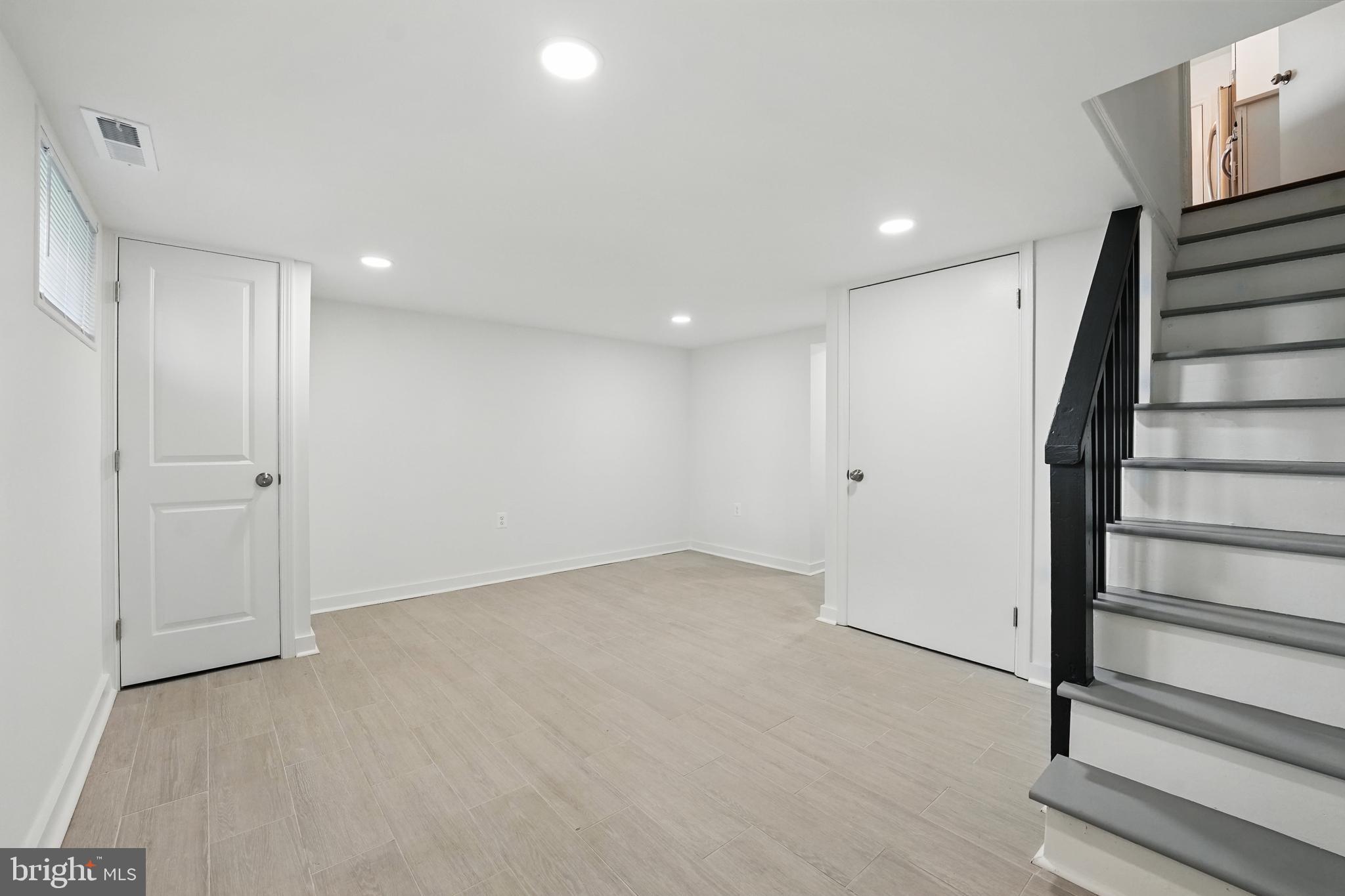 DEL RAY - Residential Lease