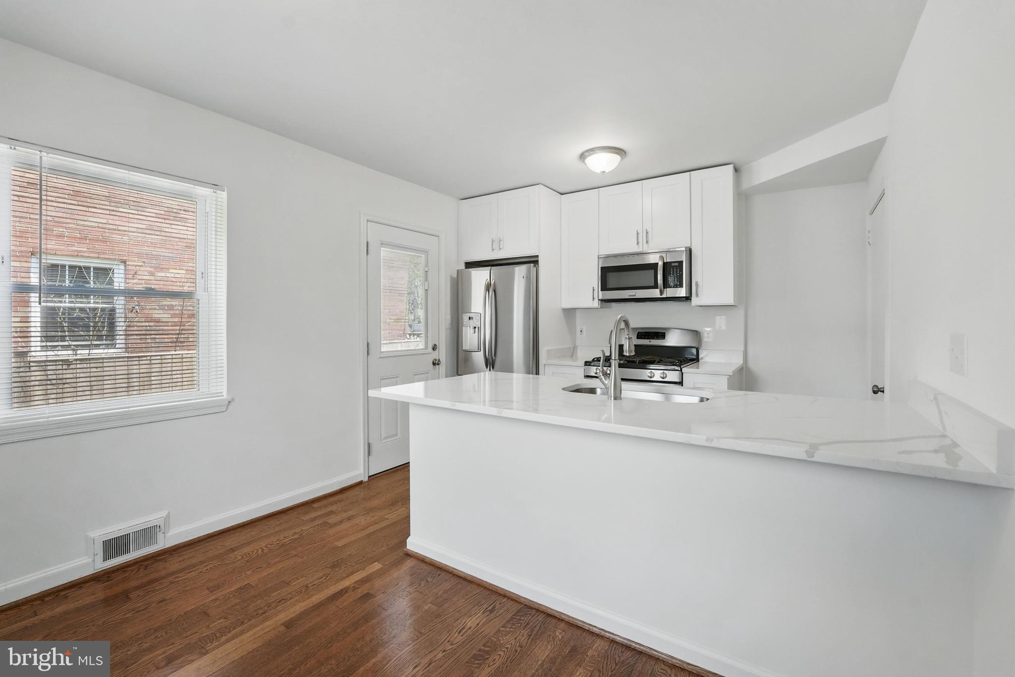 DEL RAY - Residential Lease