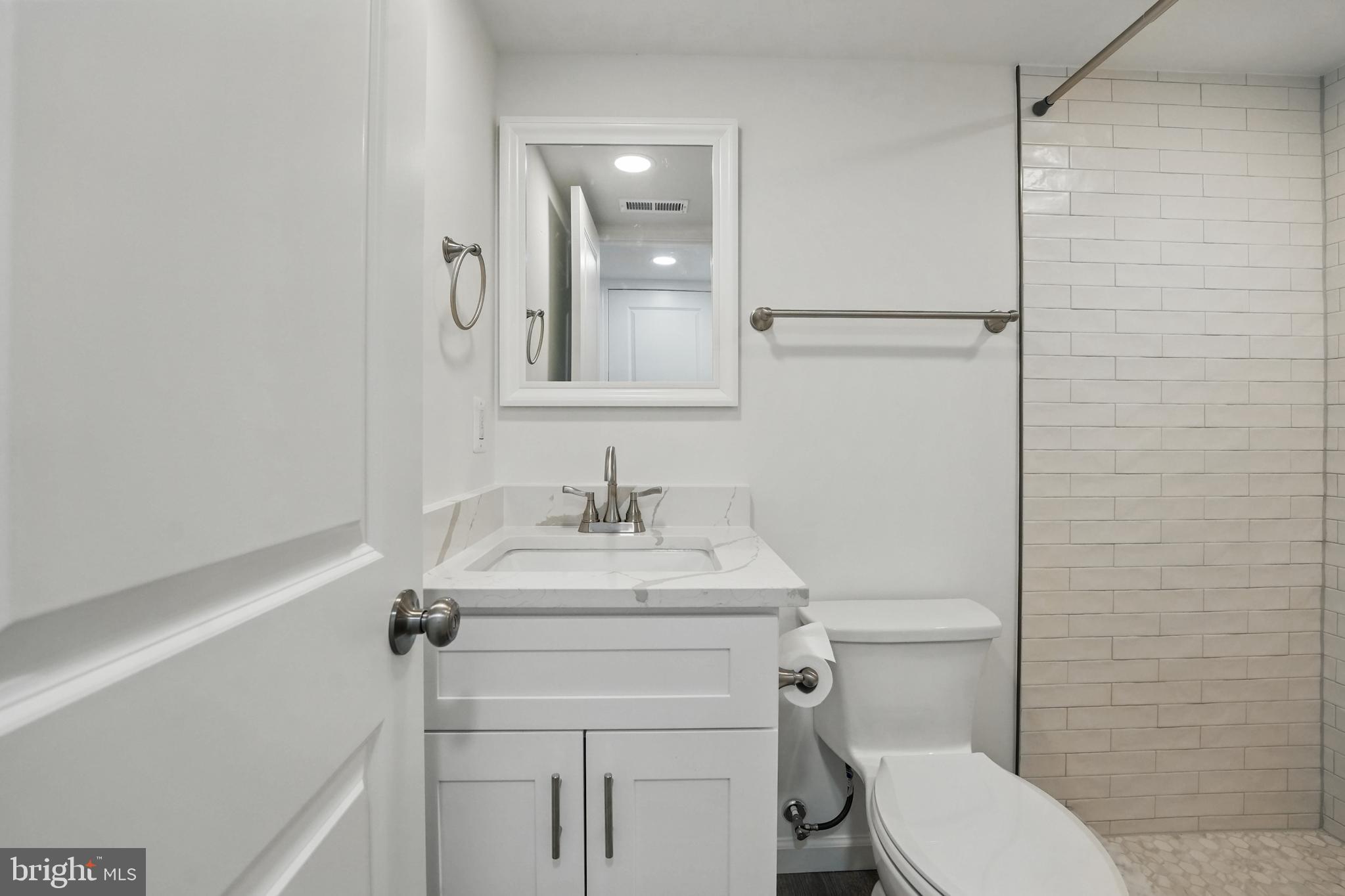 DEL RAY - Residential Lease