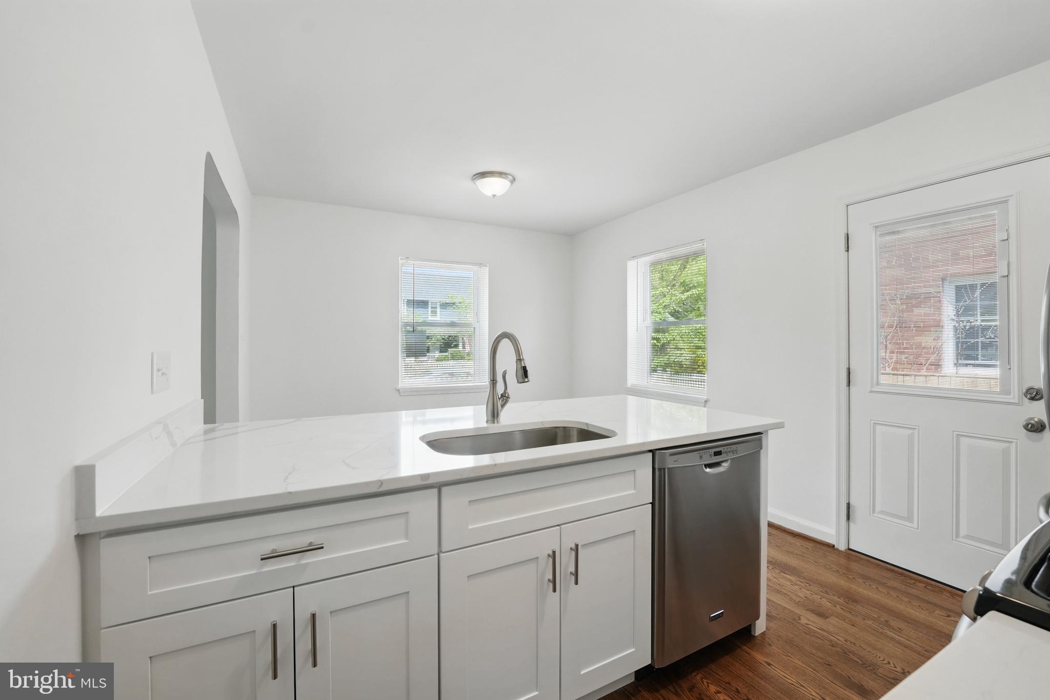 DEL RAY - Residential Lease