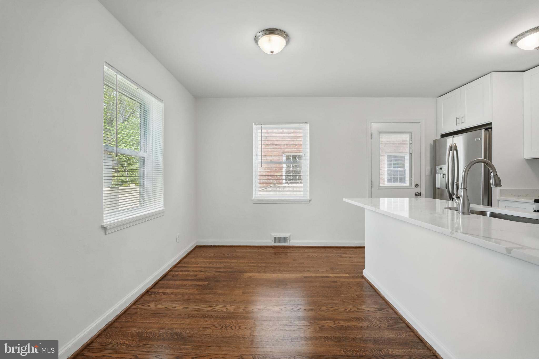 DEL RAY - Residential Lease