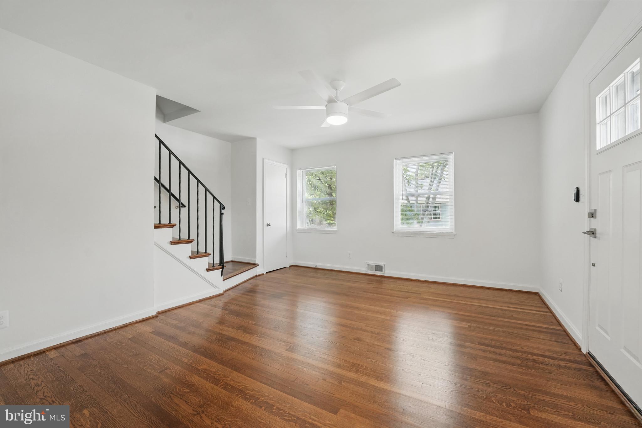 201 E ALEXANDRIA AVENUE